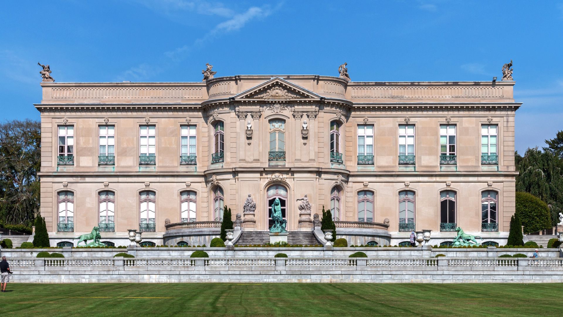 File:The Elms - Rhode Island.jpg