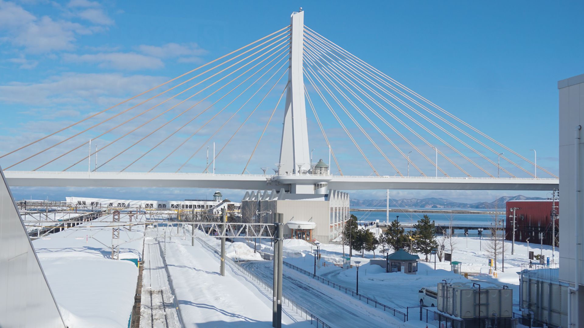 File:Aomori Bay Bridge seen from Aomori Station 20250112b.jpg