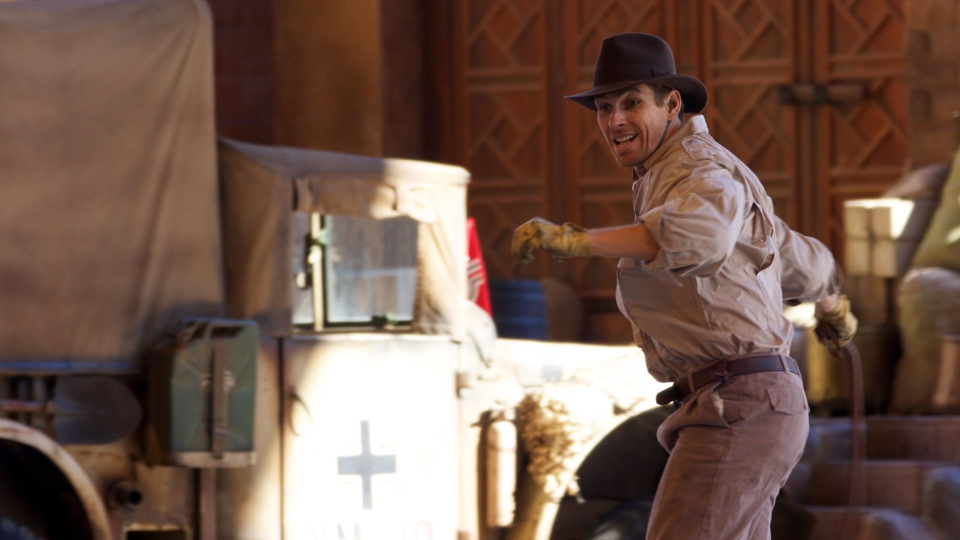 File:Indiana Jones Stunt Show at Disney's Hollywood Studios.jpg
