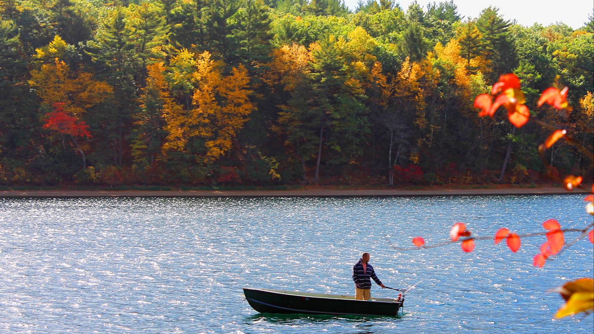 File:Walden Pond2.jpg