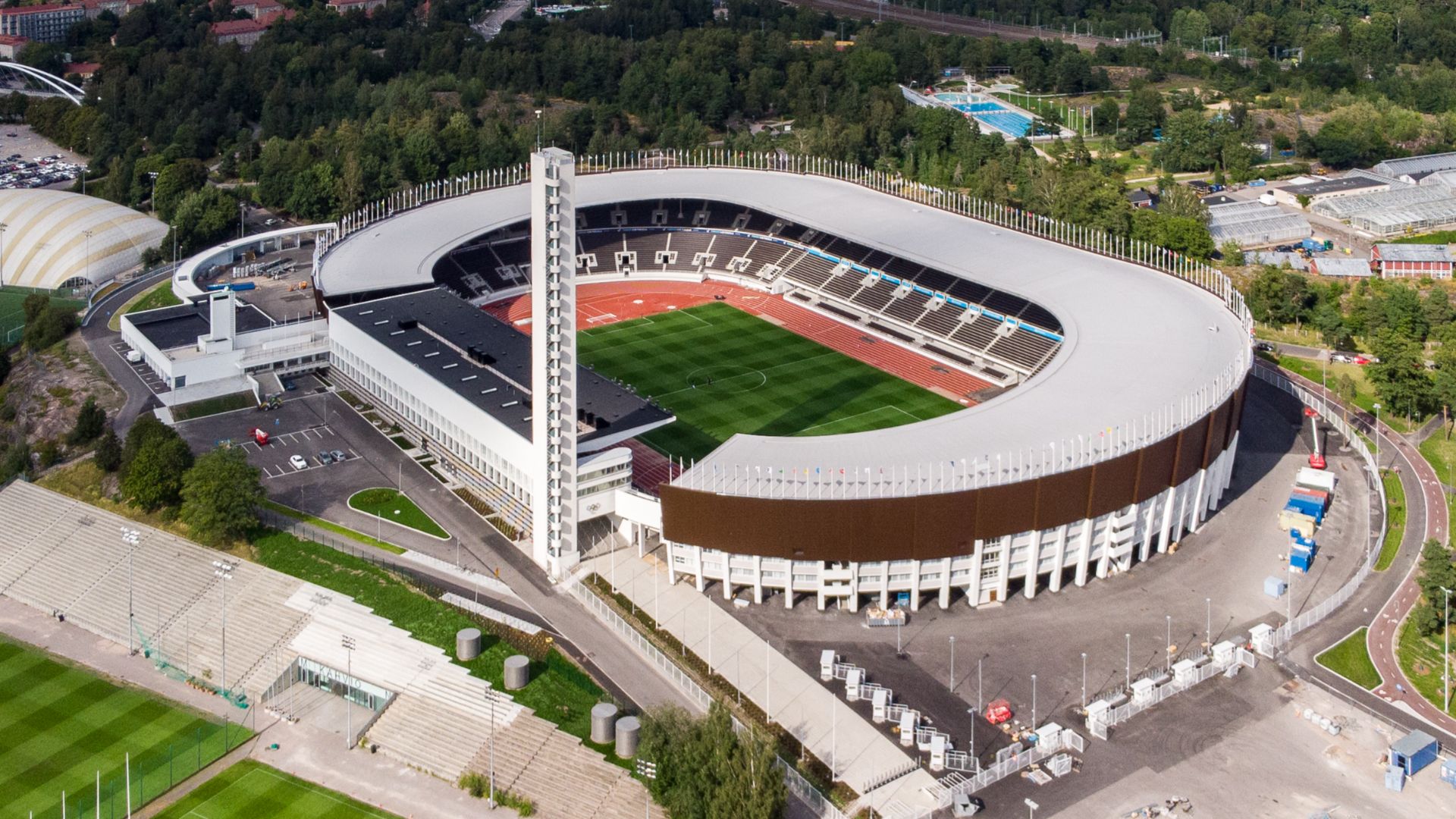 File:Olympiastadion 2 2020-08-12.jpg