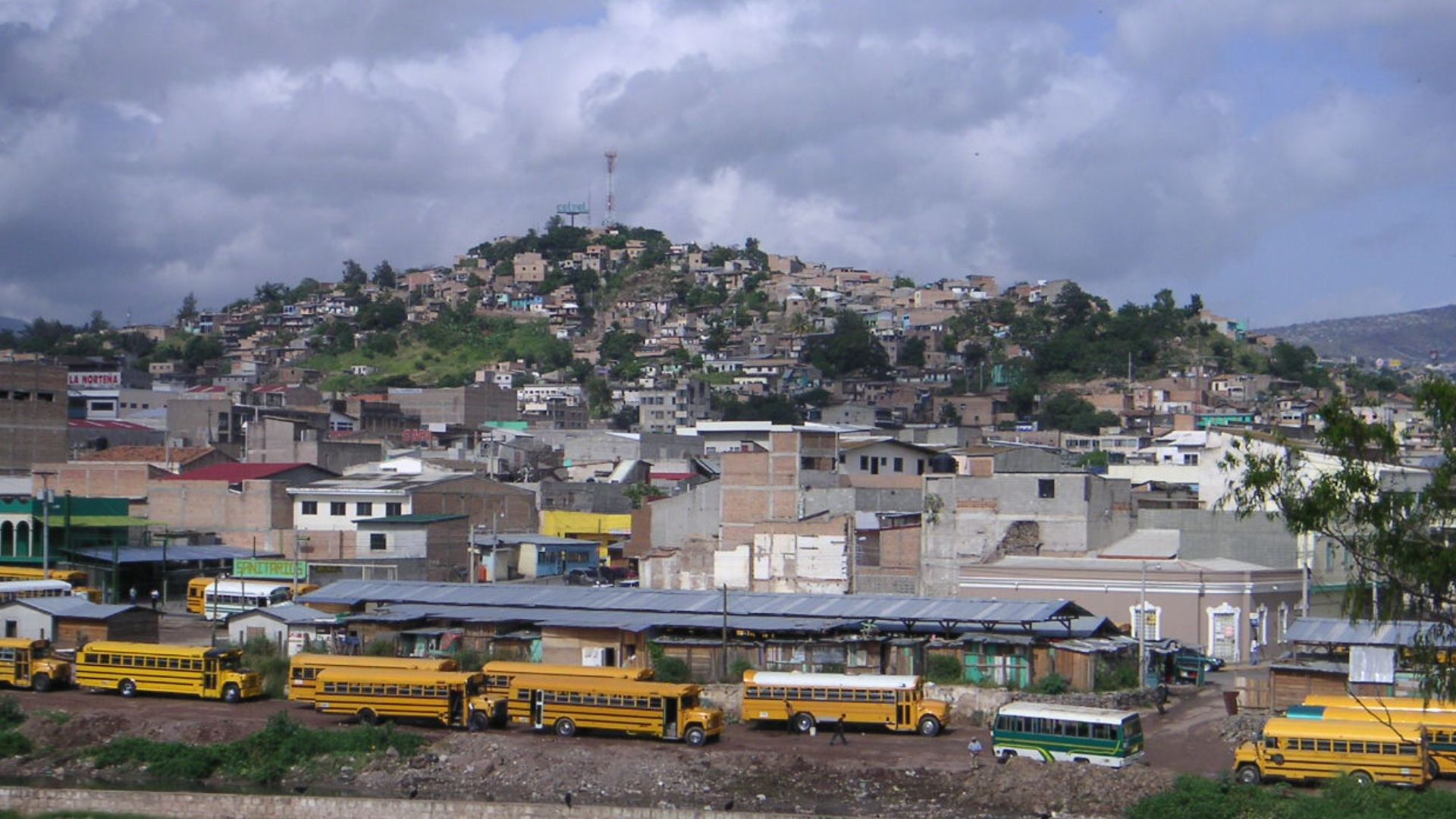 File:Tegucigalpa115.JPG