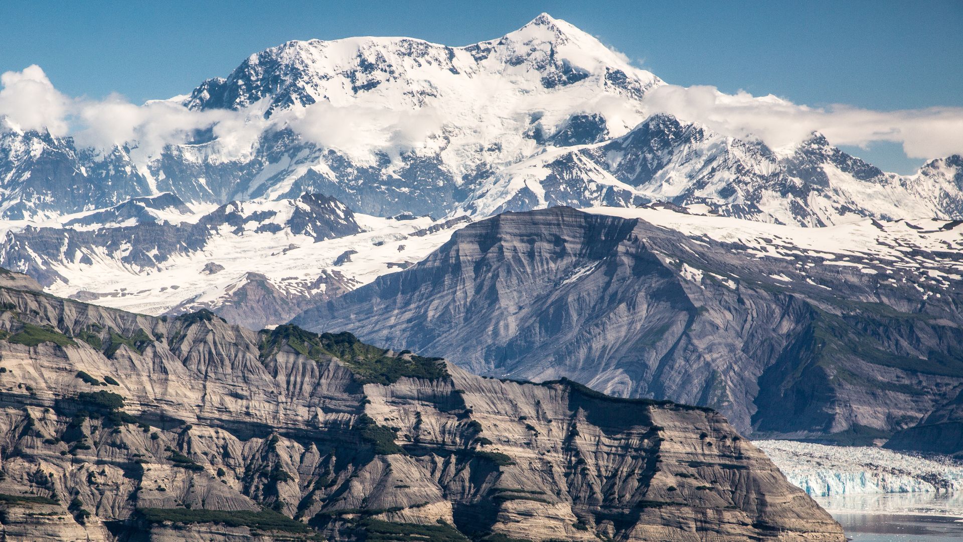 File:Icy Bay & Mt. St. Elias (26156480888).jpg