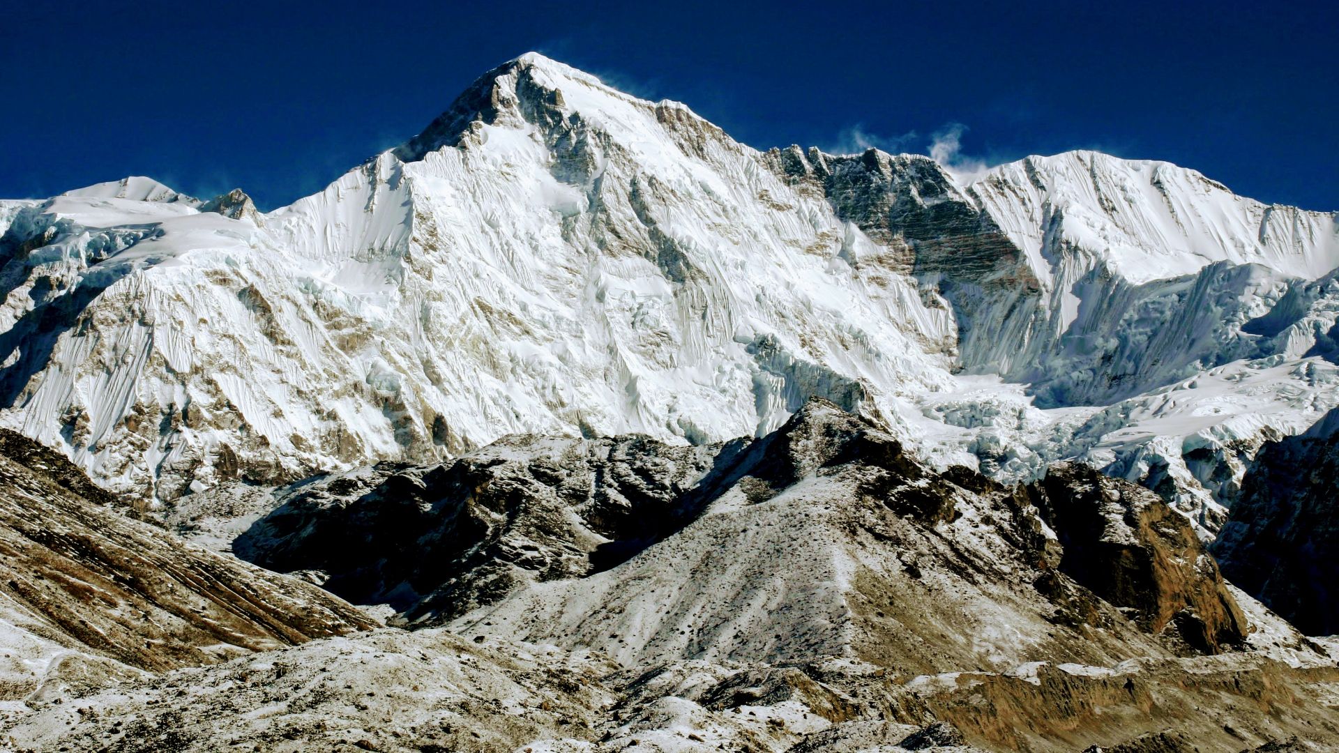 File:Cho Oyu depuis Ngozumpa Tse.jpg
