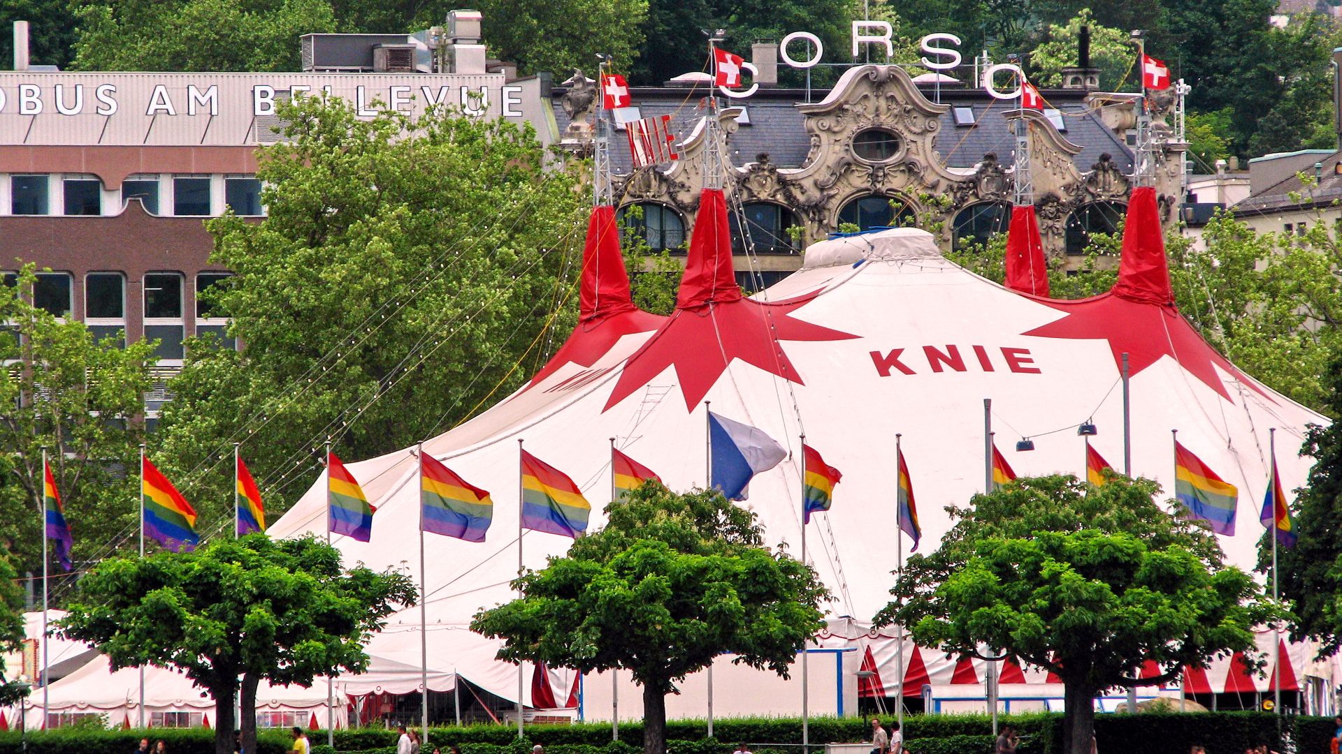 File:Zürich - Bellevue - Circus Knie IMG 2619.JPG