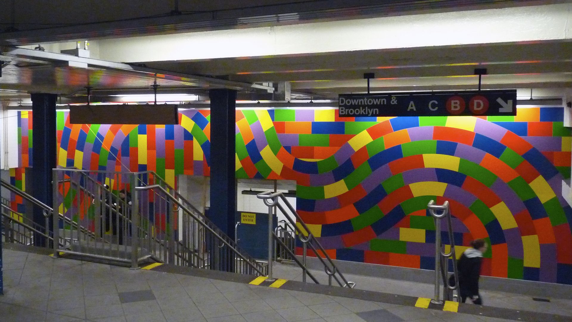 File:59 Street Columbus Circle art vc.jpg
