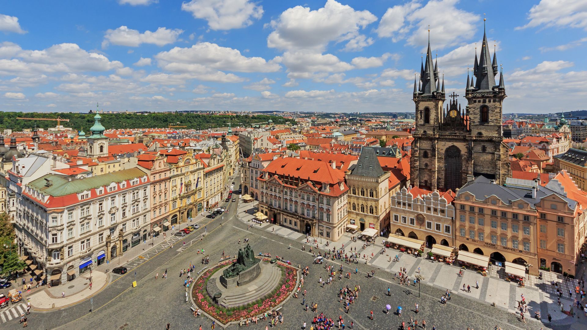 File:Prague 07-2016 View from Old Town Hall Tower img3.jpg