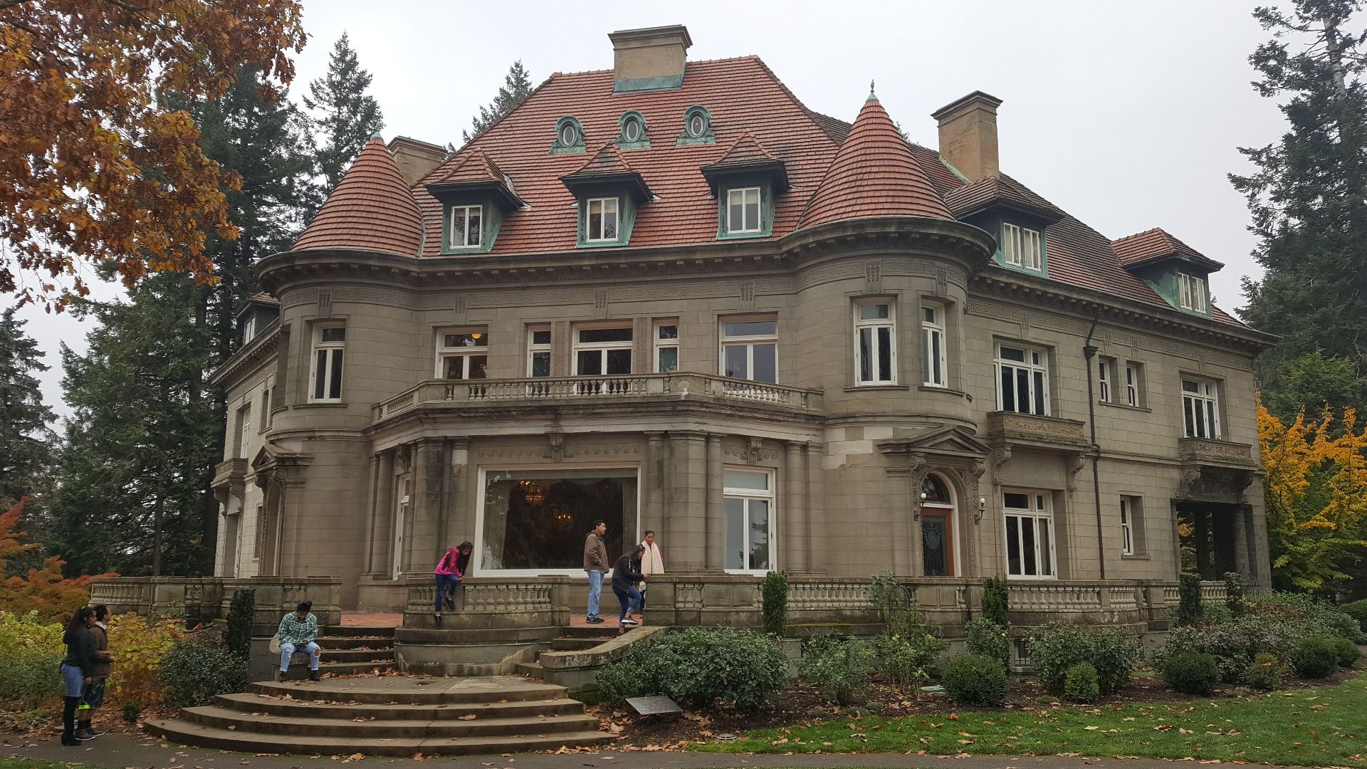 File:Pittock Mansion, 2017 - 2.jpg