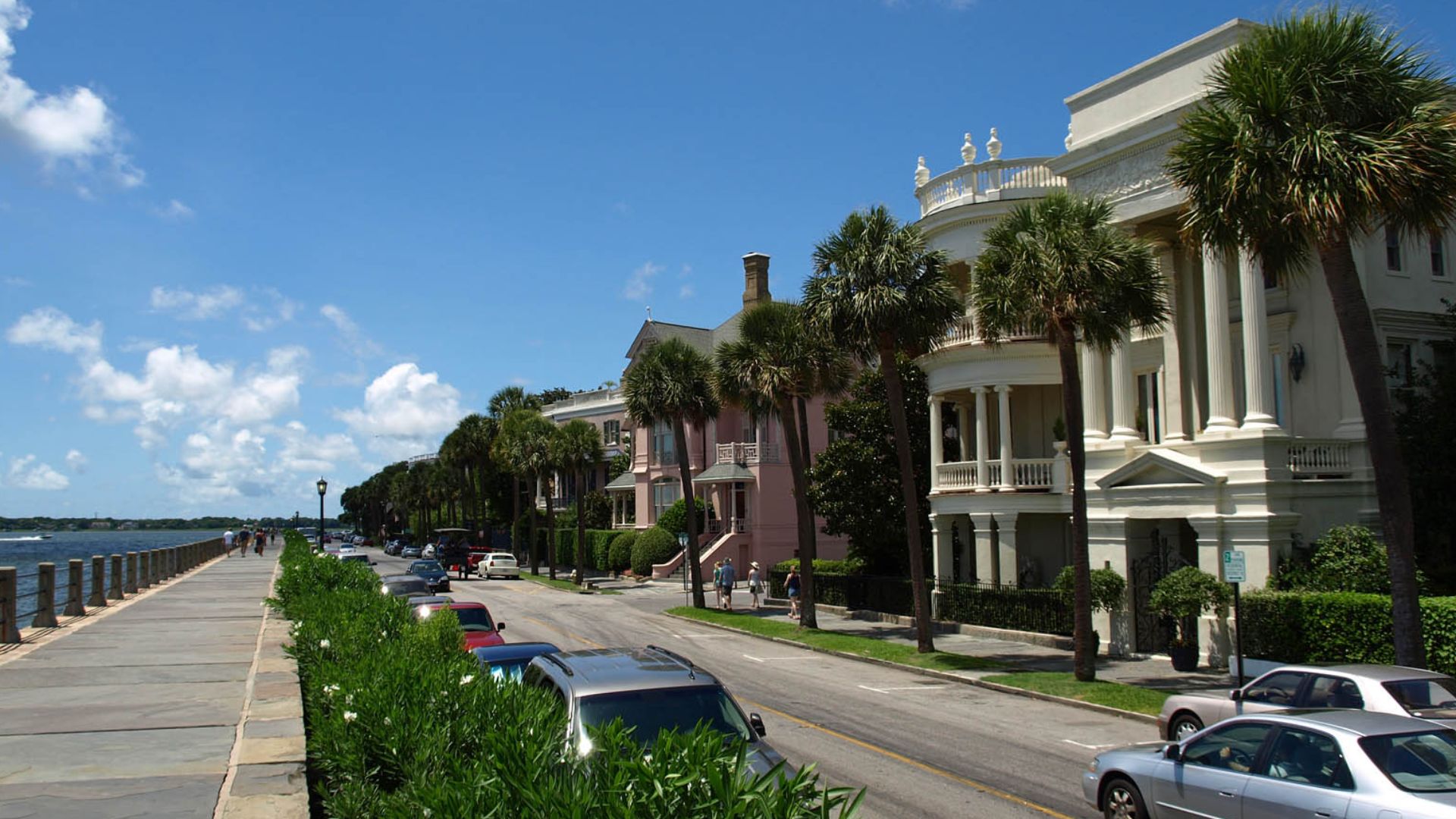 File:East Battery Street Charleston Aug2010.jpg