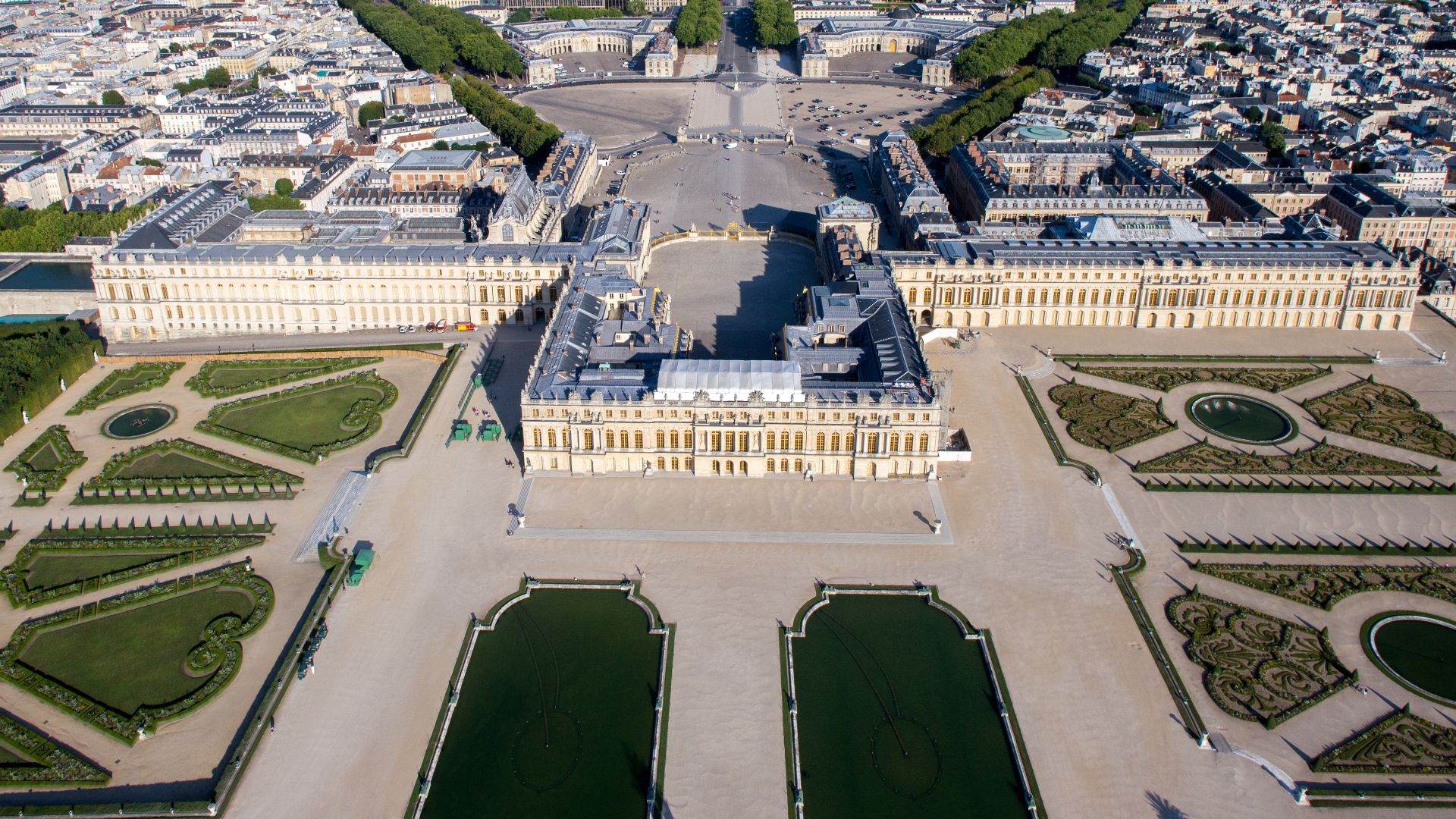 File:Vue aérienne du domaine de Versailles par ToucanWings - Creative Commons By Sa 3.0 - 073.jpg