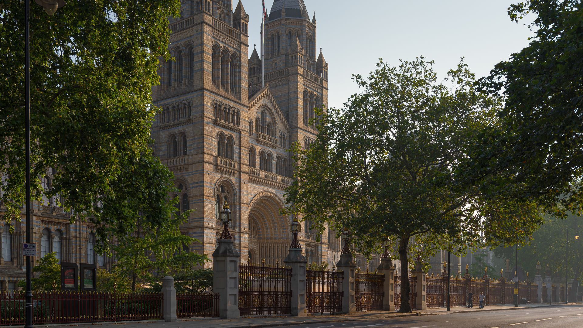 File:Natural History Museum London South Facade 2020 01.jpg
