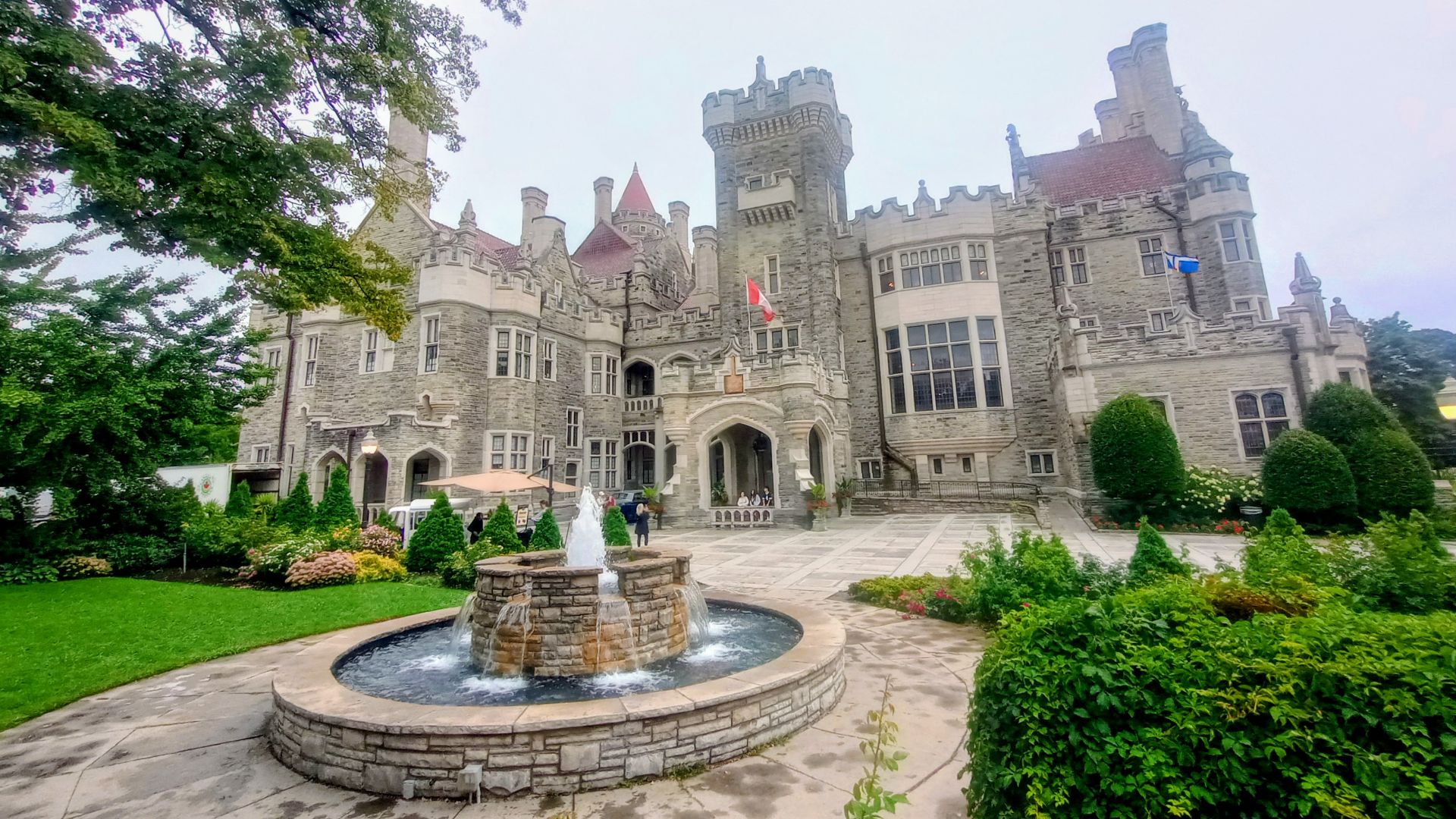 File:Casa Loma in Toronto 08 2025.jpg