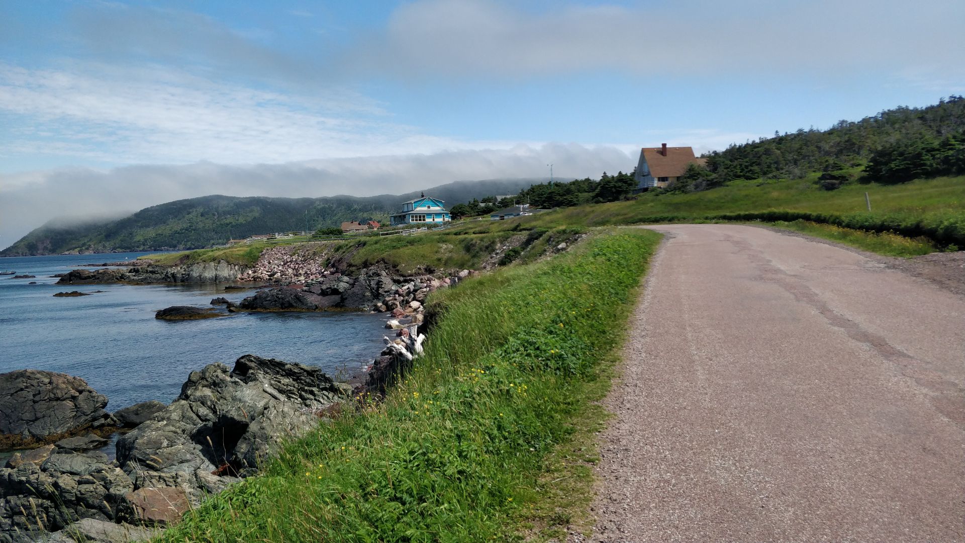 File:De Miquelon vers Langlade.jpg