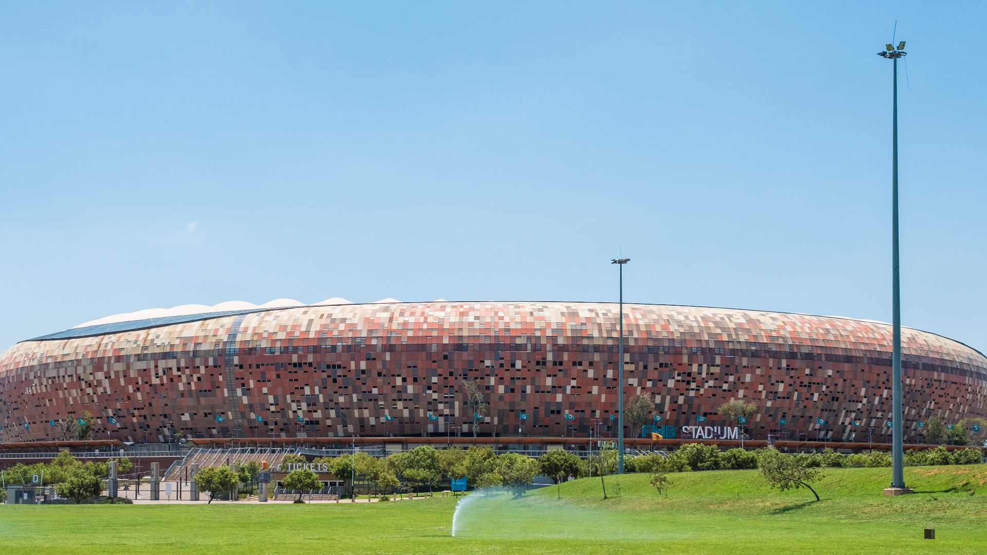 File:FNB Stadium, Johannesburg.jpg
