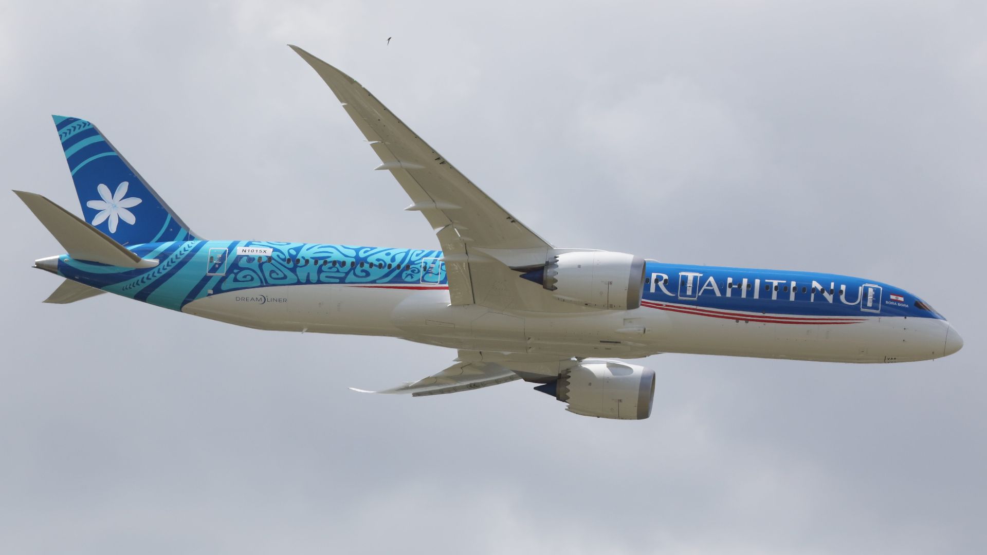 File:N1015X Air Tahiti Nui Boeing 787-9 Dreamliner 27.jpg