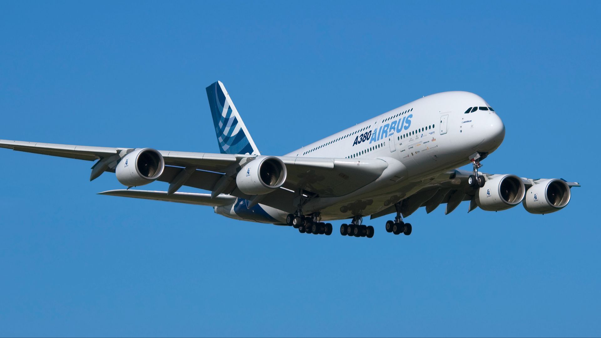 File:A380 F-WWEA LEGT 2.jpg