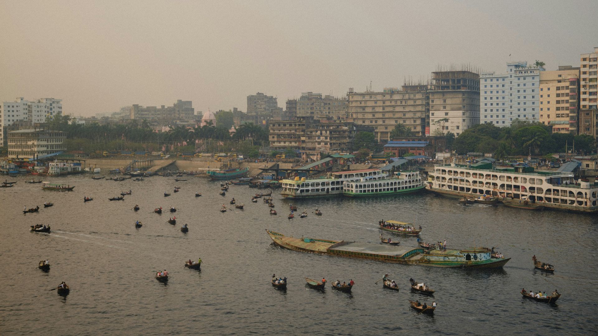 a large body of water filled with lots of boats