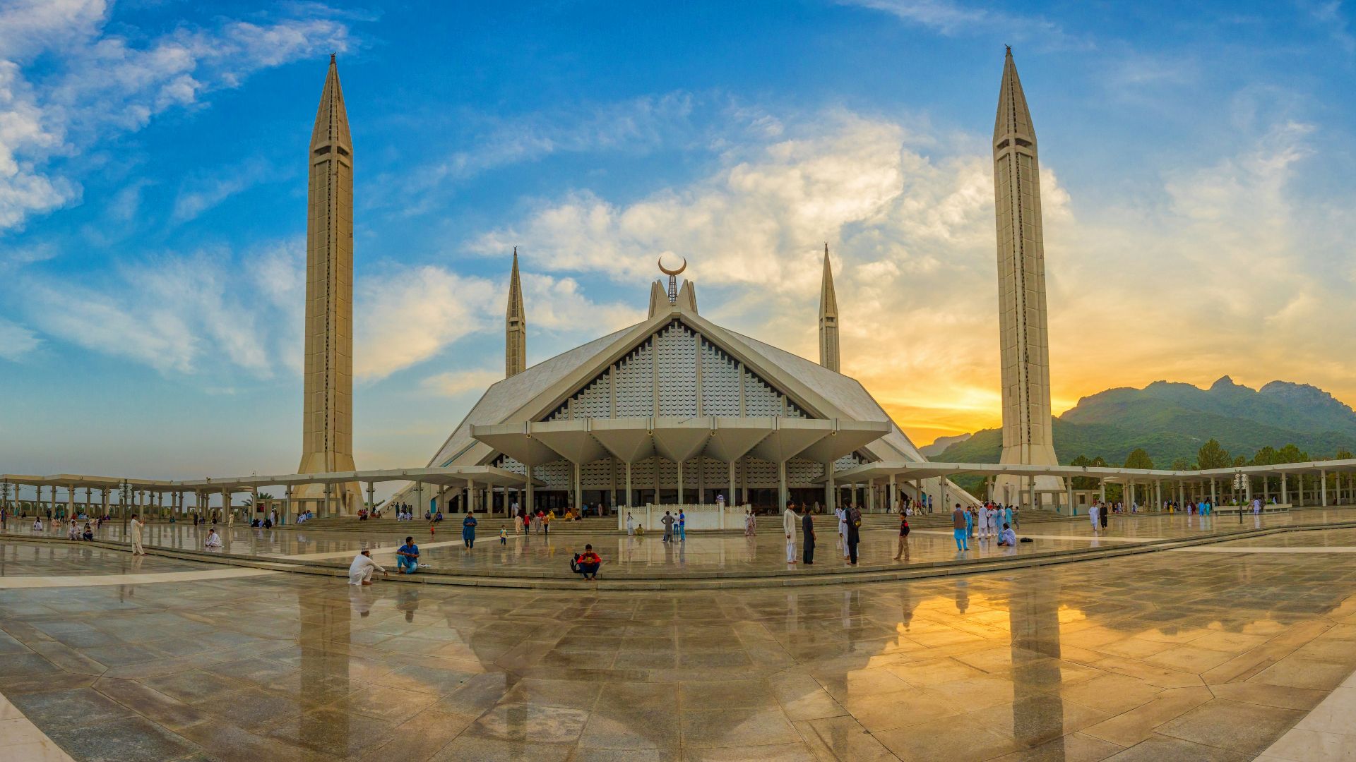 4-post museum under golden hour