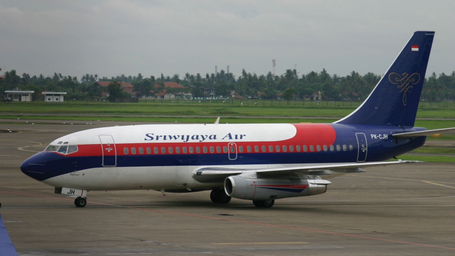 File:PK-CJH Boeing 737 Sriwijaya Air (8392086454).jpg