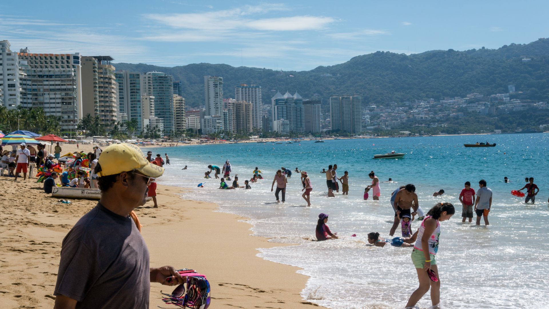 File:Acapulco beach - panoramio (1).jpg