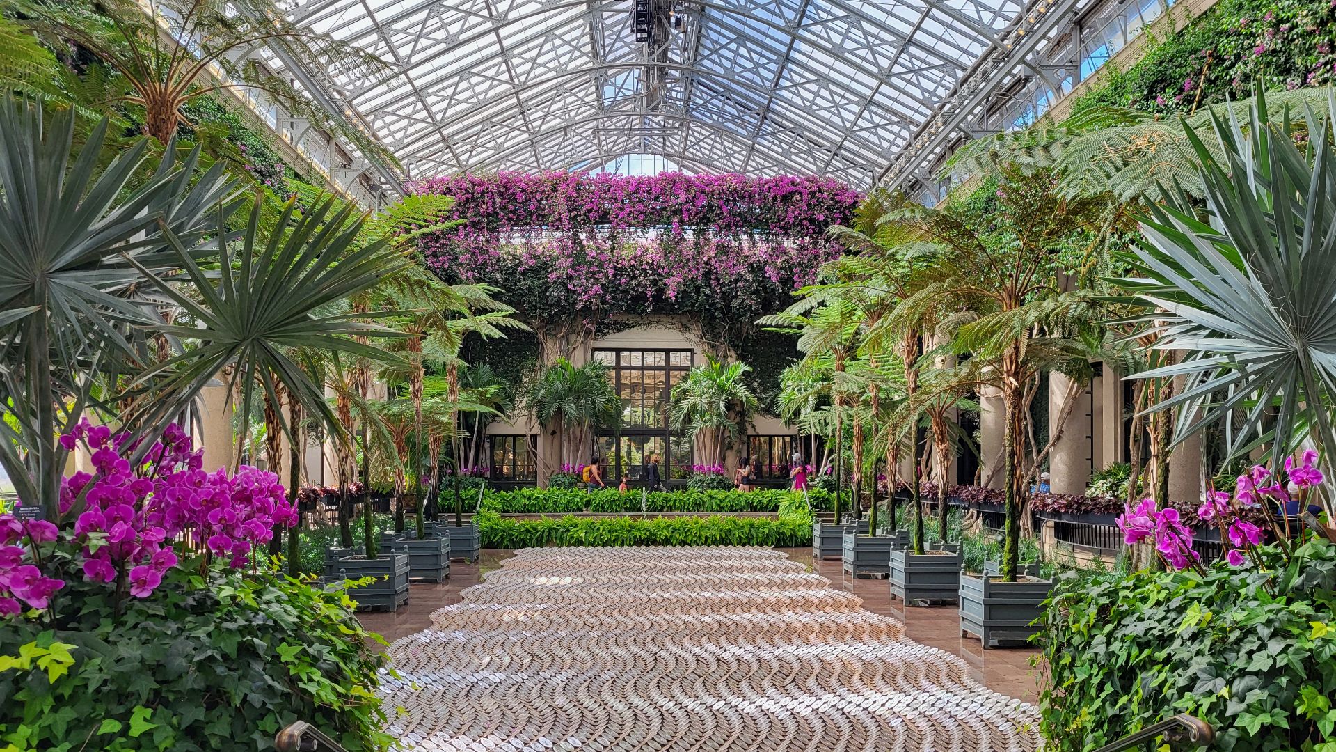 File:Longwood Gardens conservatory in June 2022.jpg
