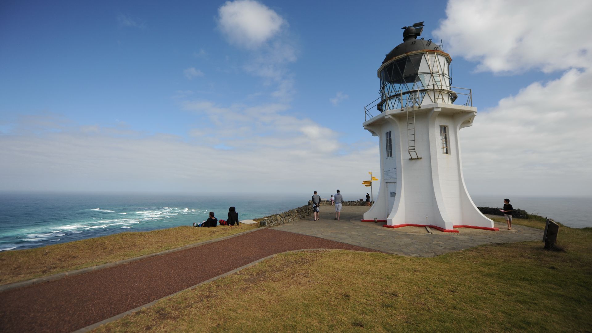 File:Cape Reinga Lighthouse (by).jpg