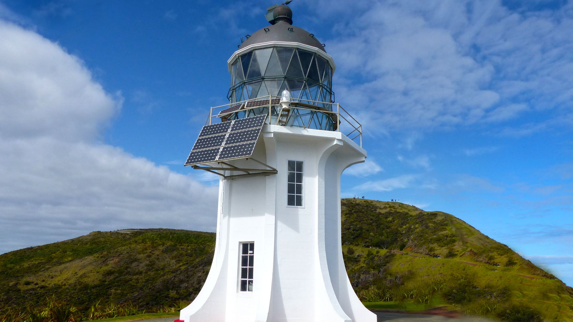 File:Cape Reinga Lighthouse. NZ (20193721576).jpg