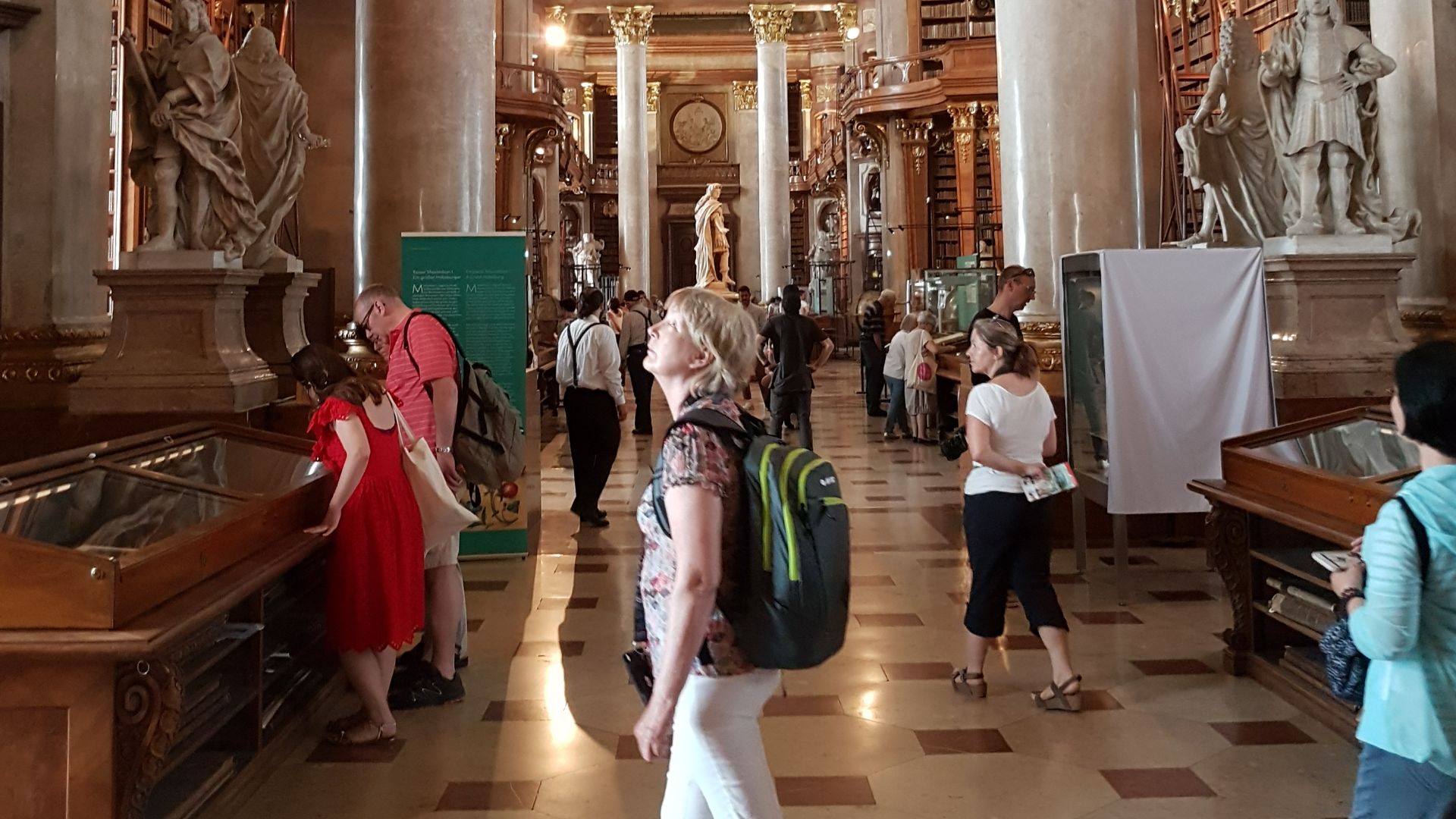 File:Austrian National Library interior 009.jpg