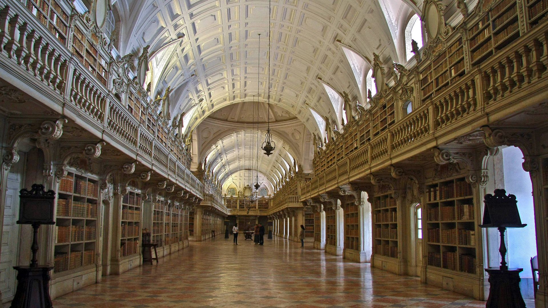File:Biblioteca do Palácio Nacional de Mafra - Portugal (46972937312).jpg