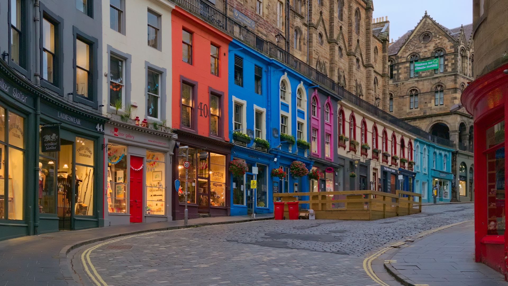 File:Edinburgh Victora Street 20211019.jpg