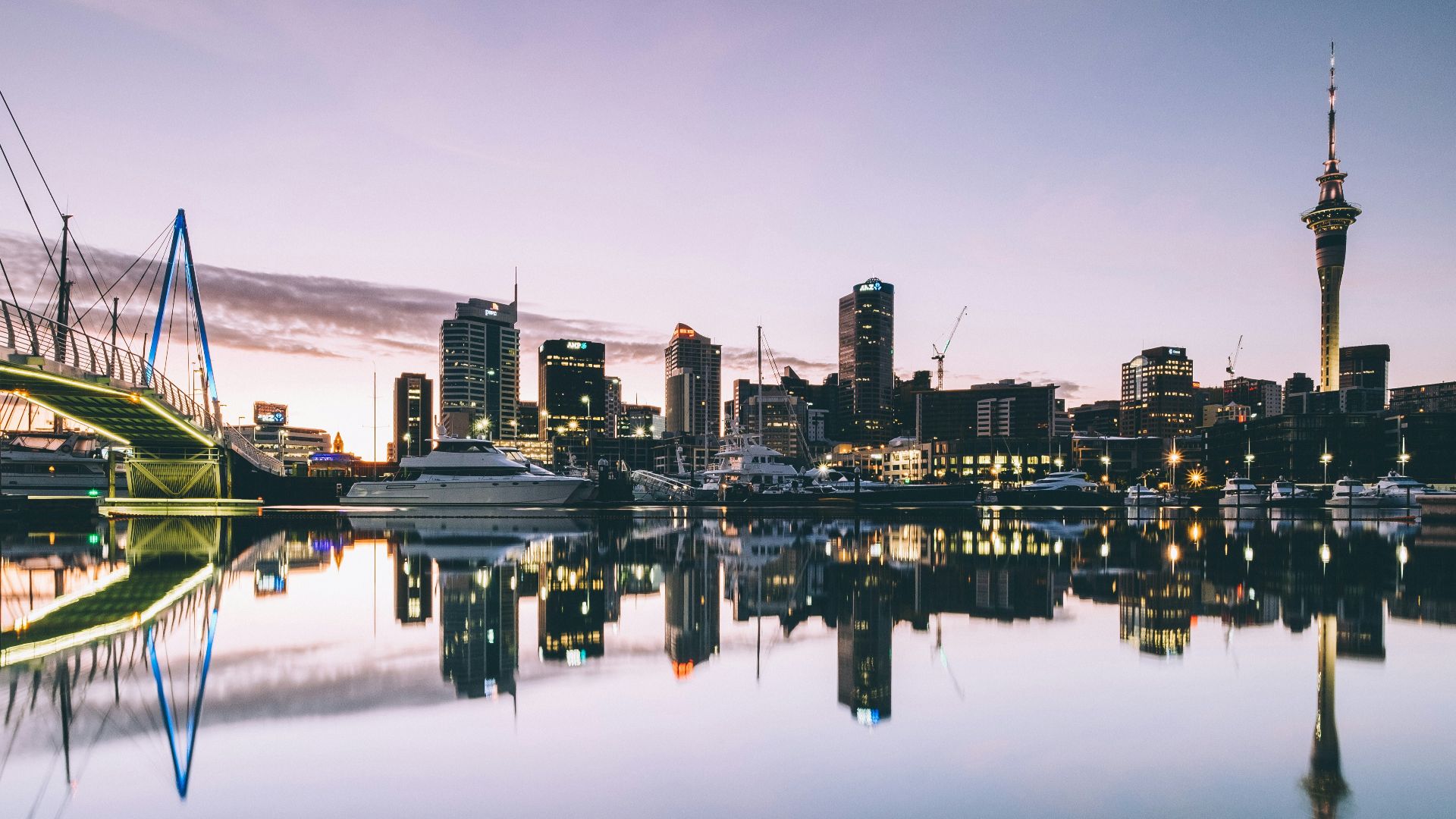 cityscape photo during daytime