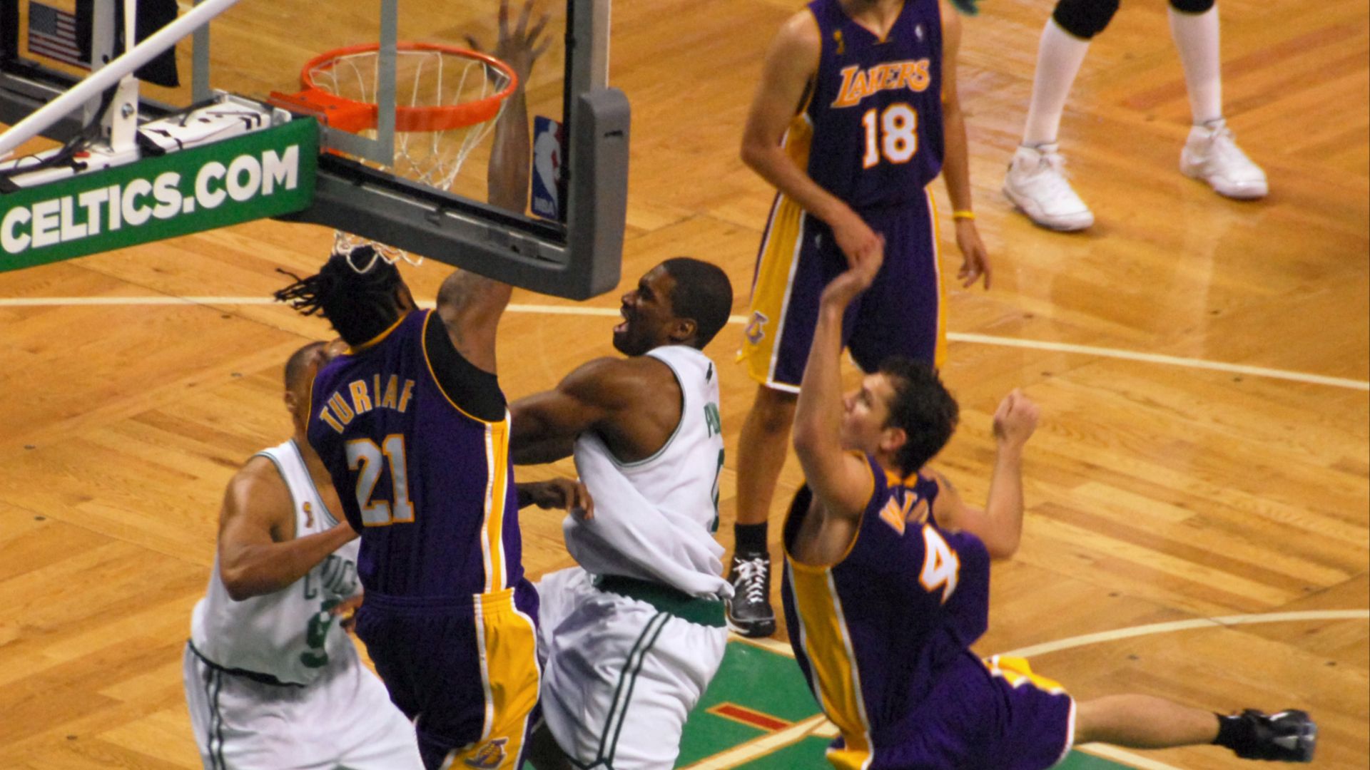 File:2008 NBA Finals – Game 2.jpg