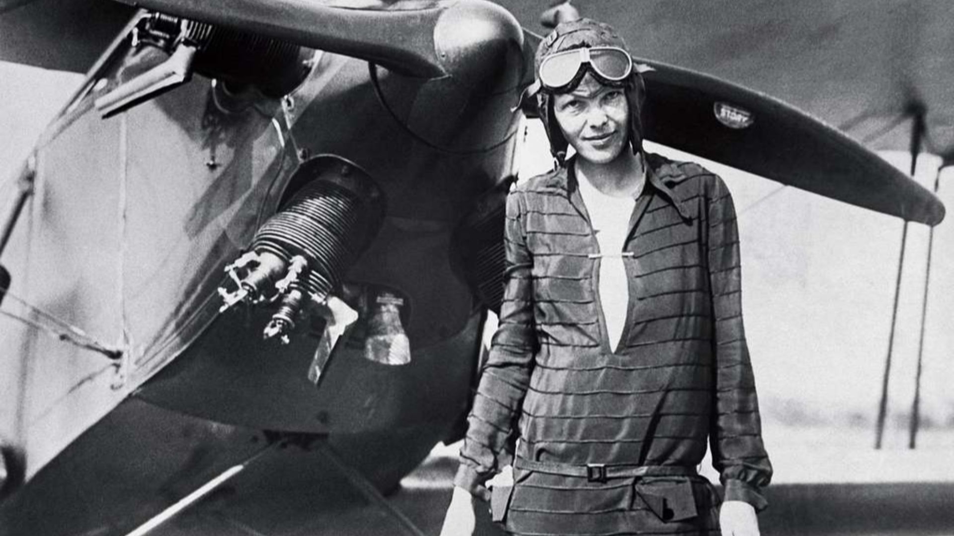 File:Amelia earhart retrato.jpg