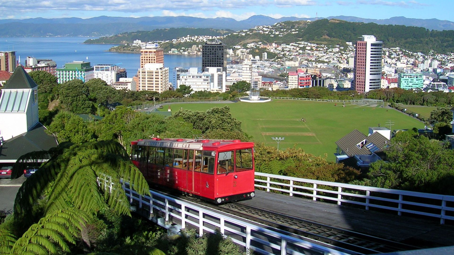 File:Wellington NZ-cablecar-topview.jpg