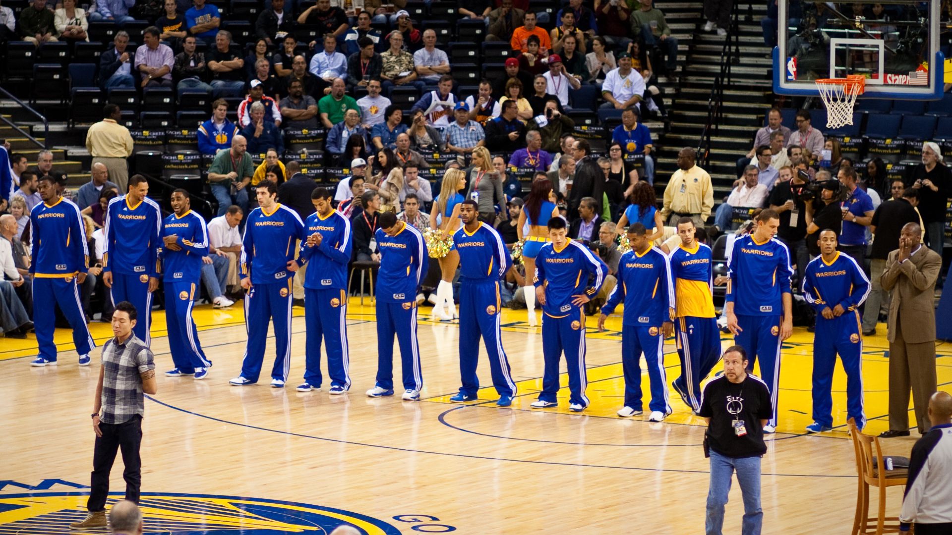 File:Golden State Warriors line up pregame vs Pistons 2.jpg