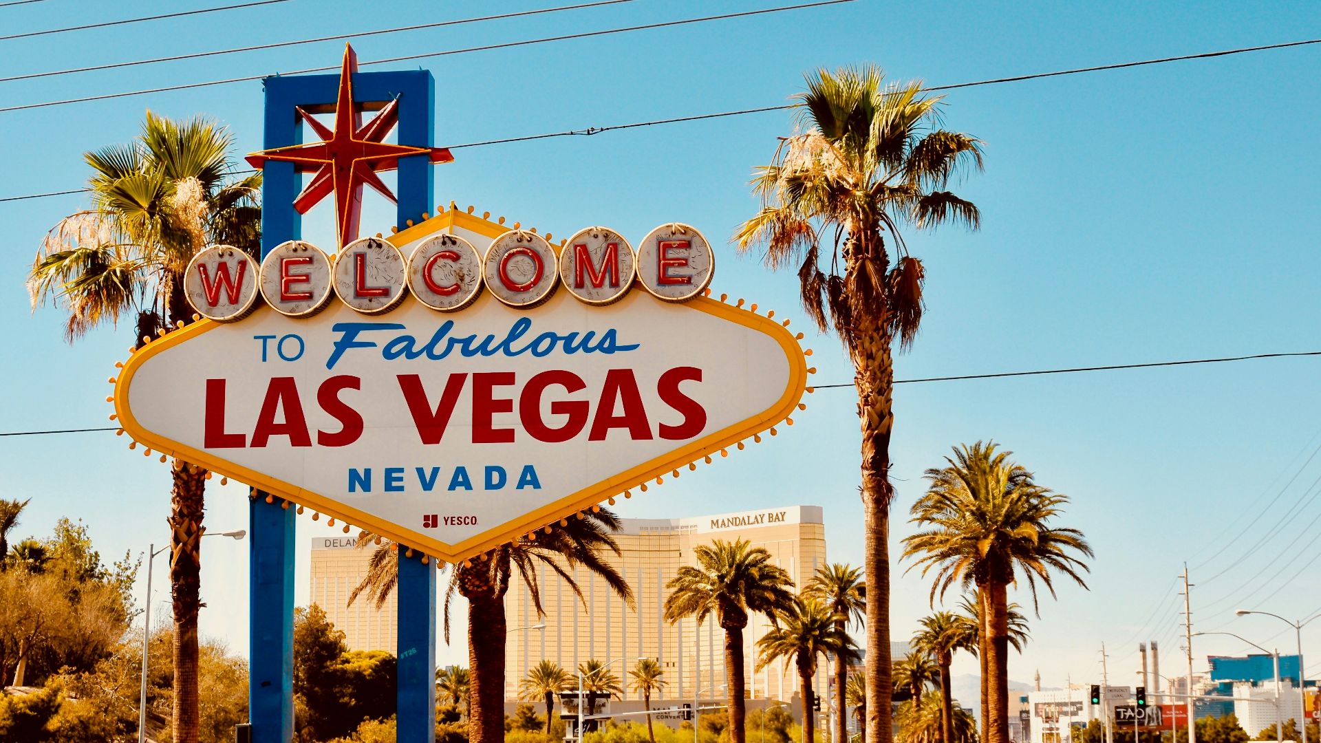 welcome to fabulous las vegas nevada signage