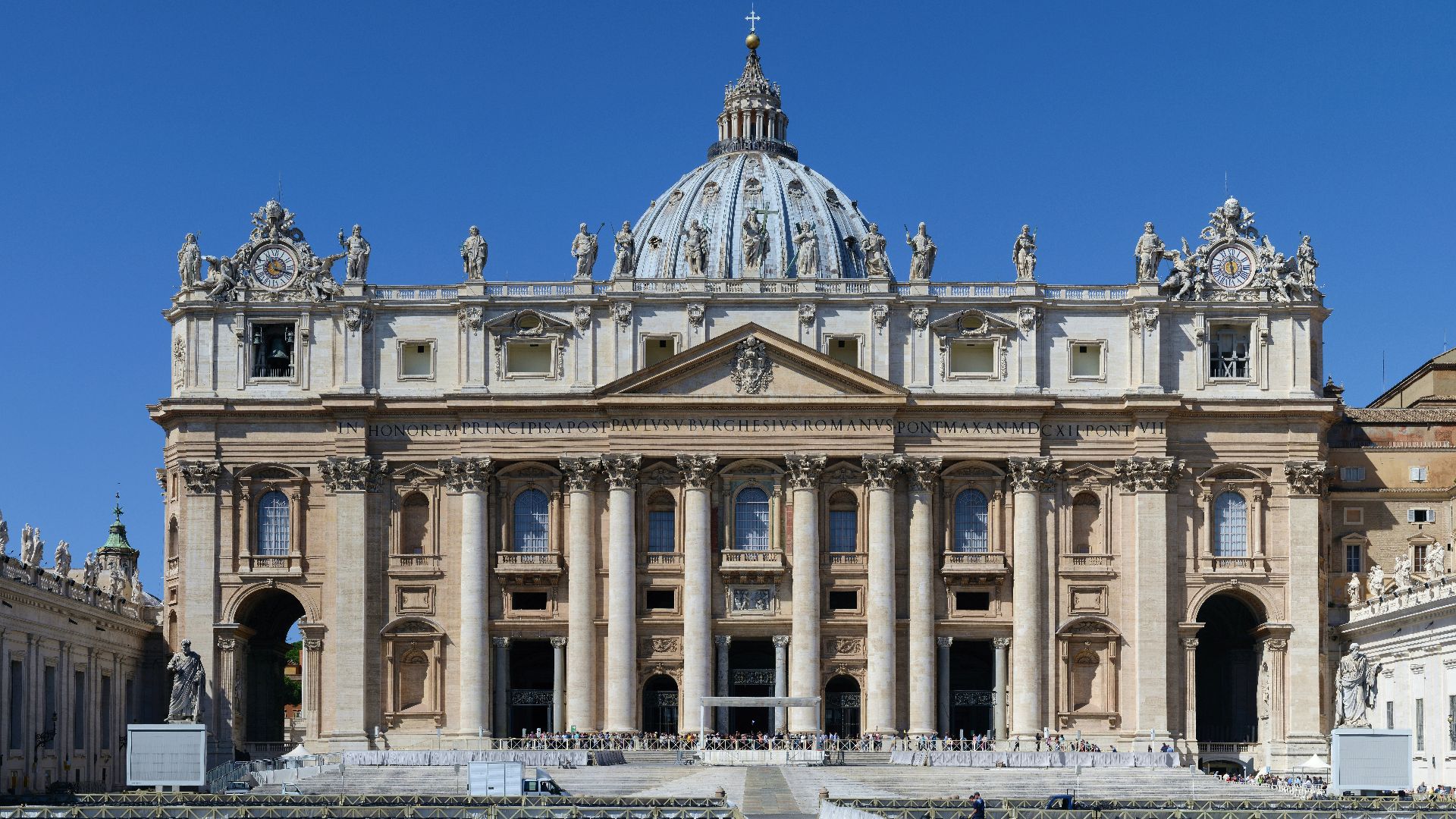 File:Basilica di San Pietro in Vaticano September 2015-1a.jpg