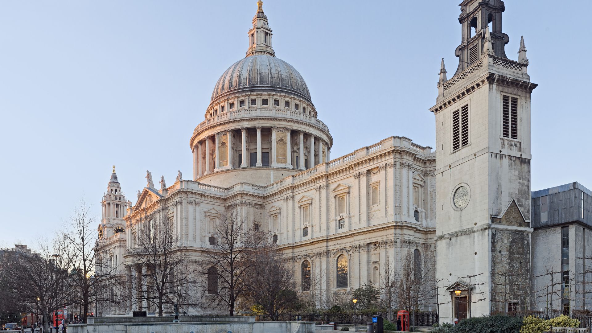 File:St Paul's Cathedral, London, England - Jan 2010.jpg