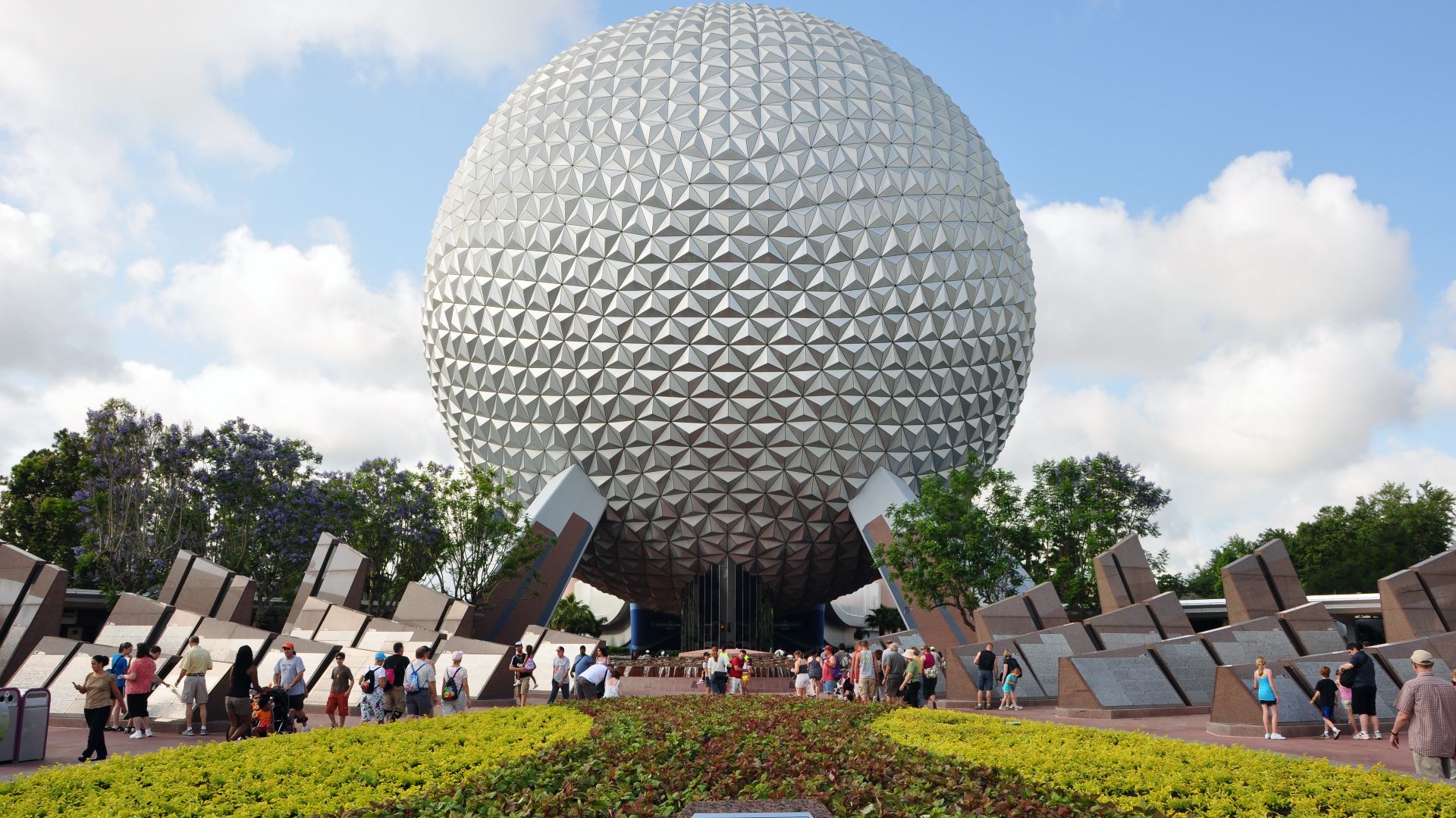 File:1 epcot spaceship earth 2010a.JPG