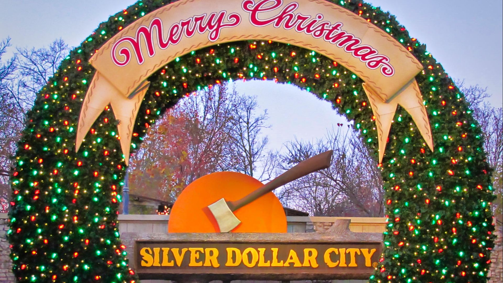 File:Silver Dollar City (22854131313).jpg