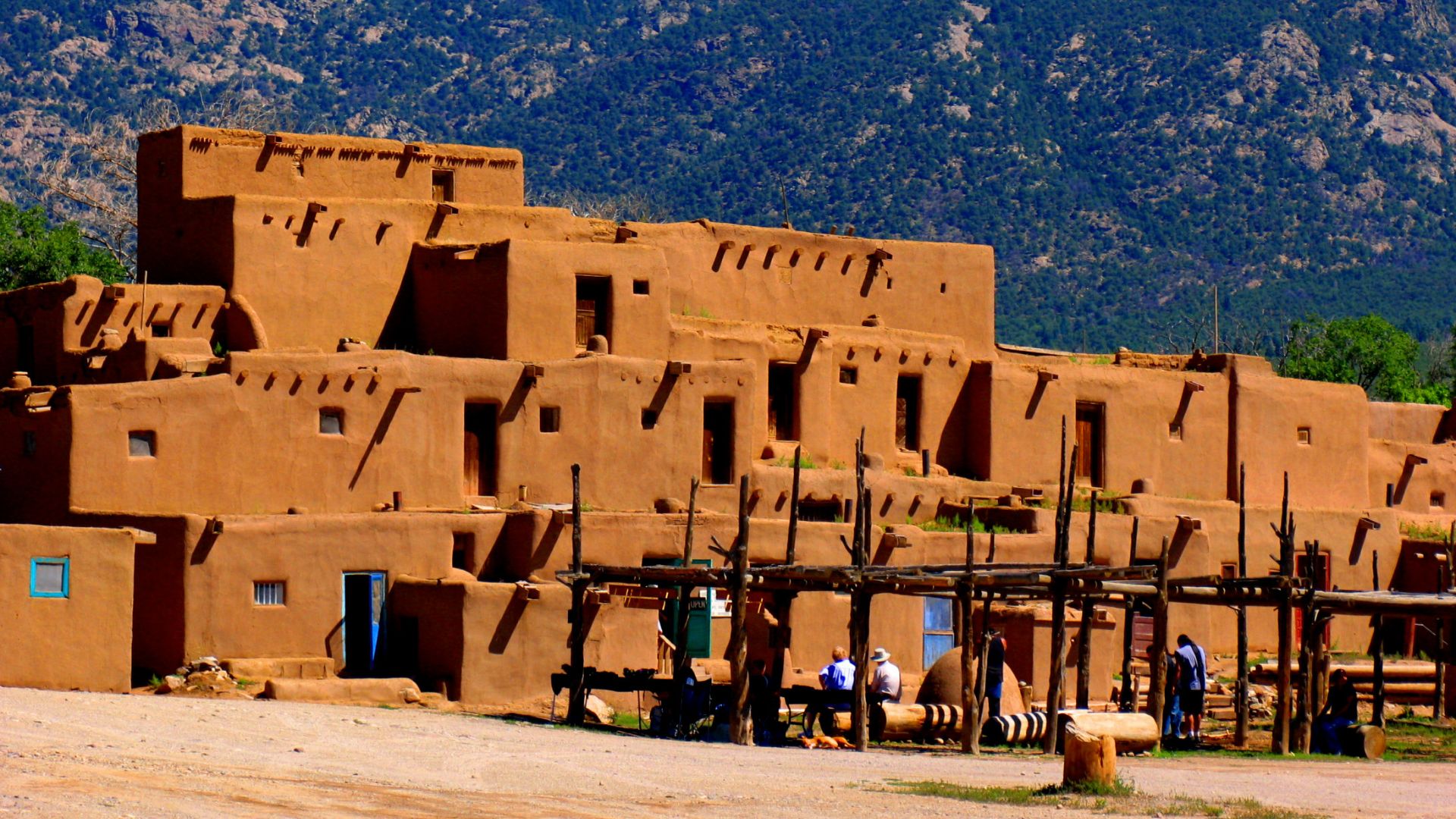 File:Taos Pueblo2.jpg