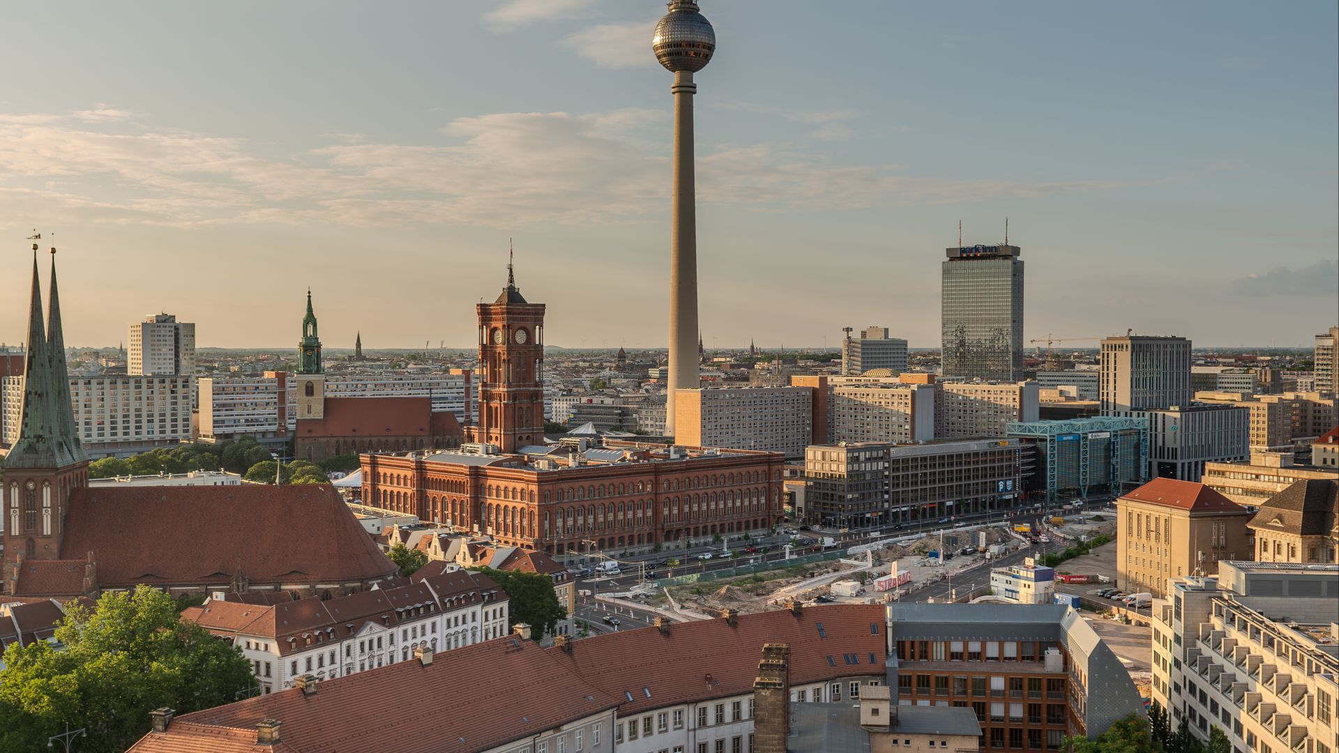 File:Berliner Fernsehturm and Rotes Rathaus June 2023 01.jpg