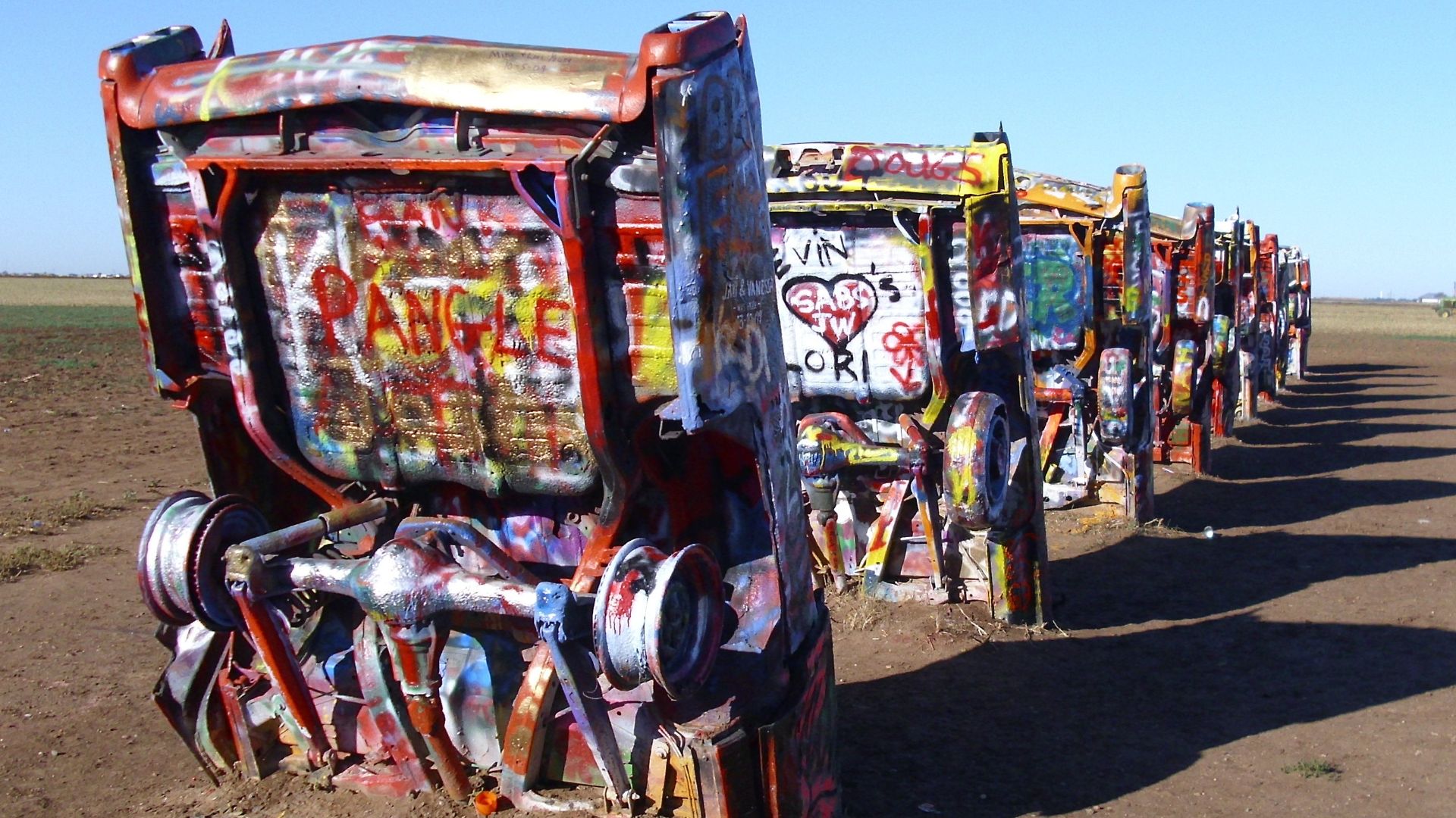 File:USA Texas Amarillo Cadillac Ranch Side 09-10-15.jpg