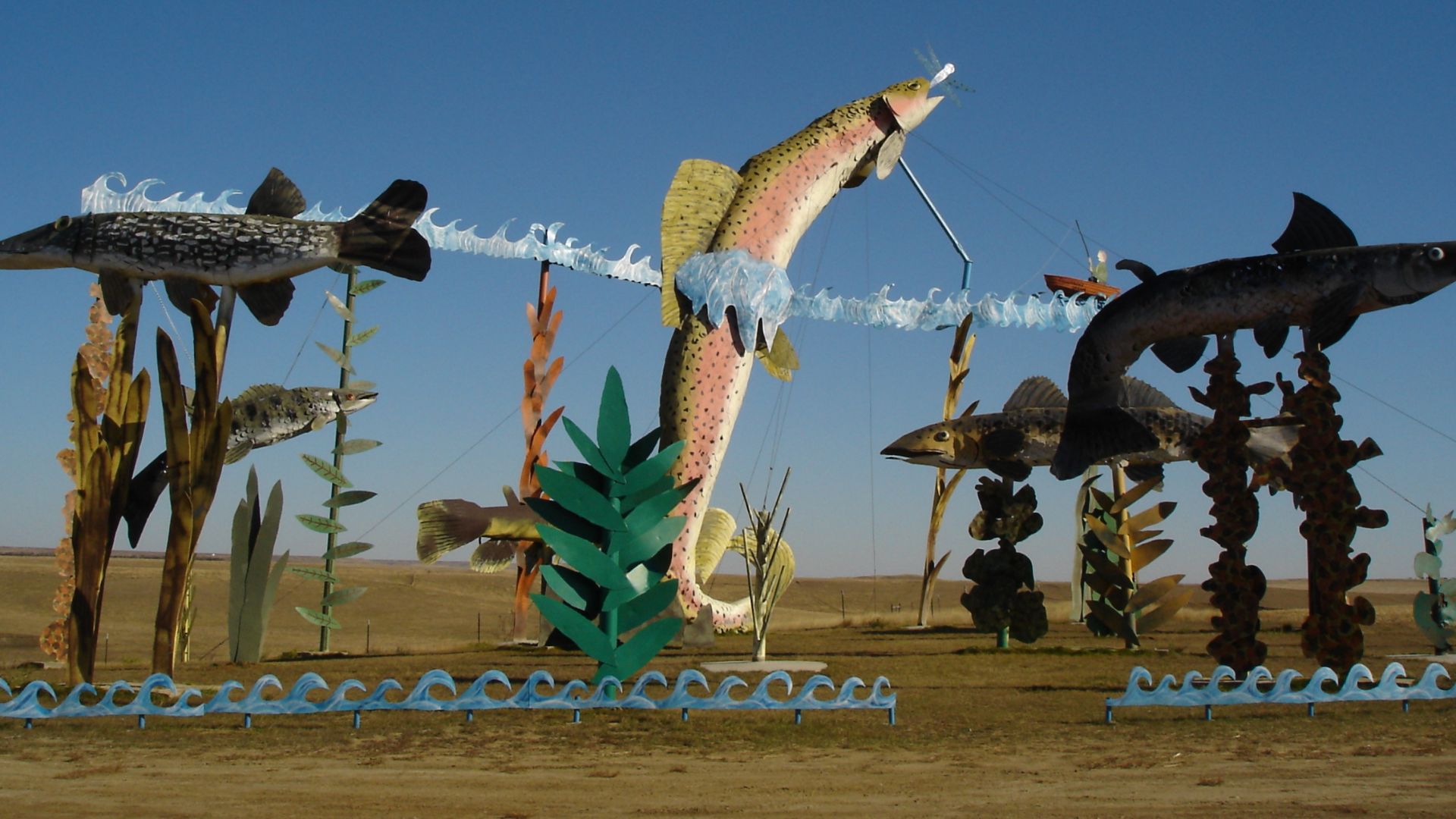 File:Enchanted Highway (2382247276).jpg