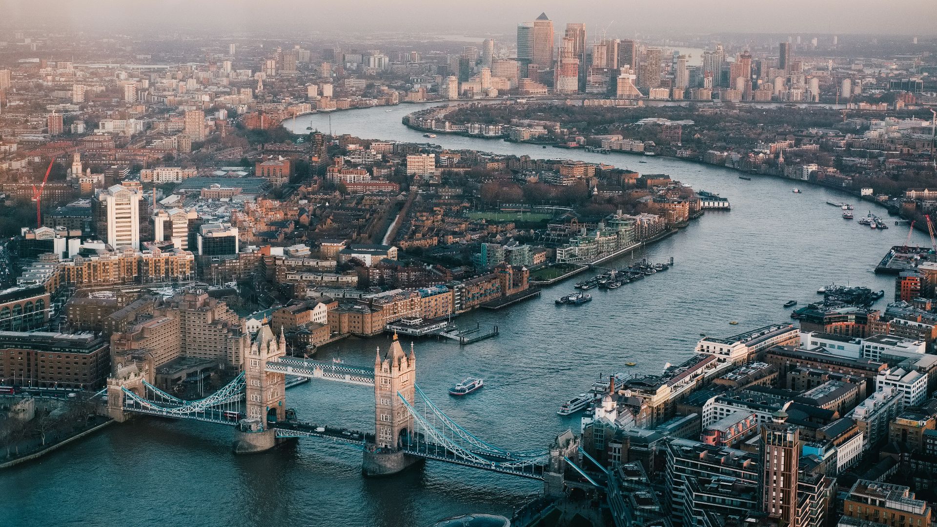 aerial photography of London skyline during daytime