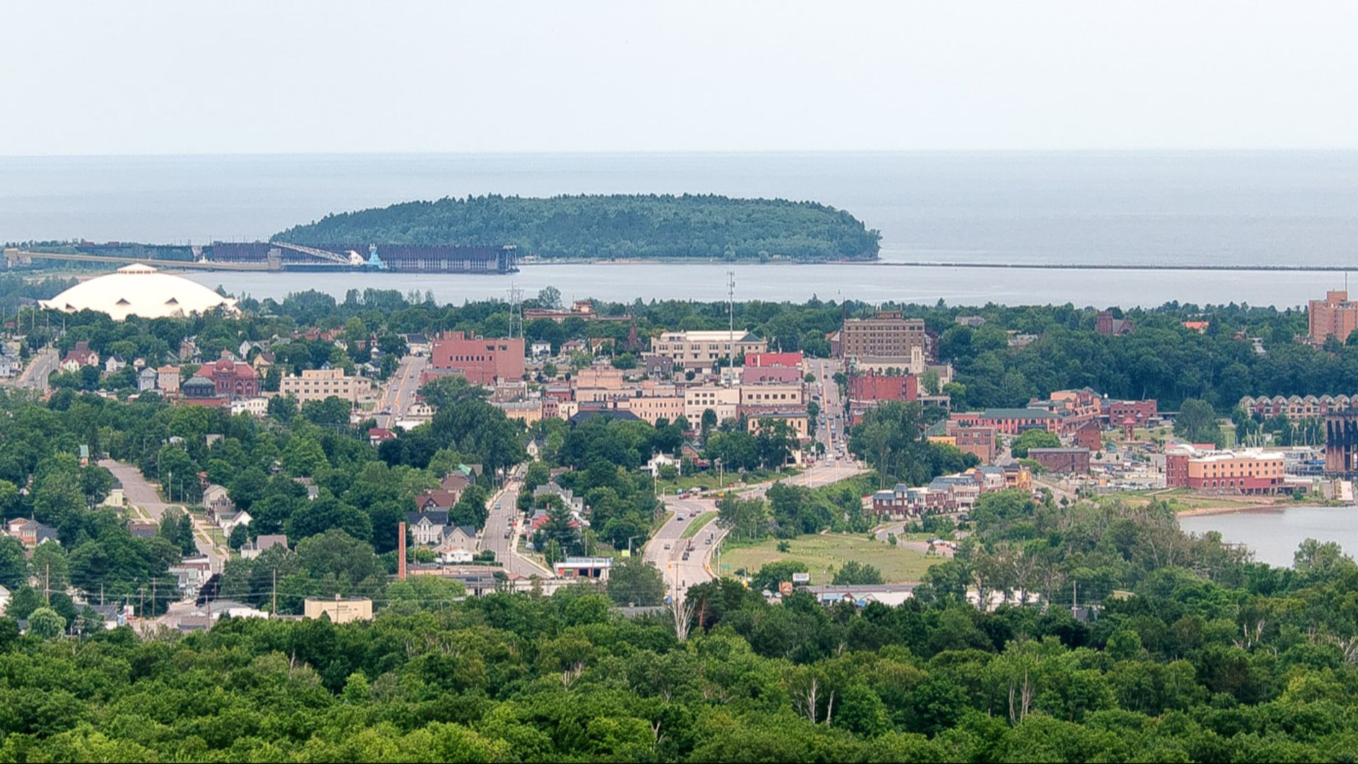 File:Marquette from Mount Marquette.jpg