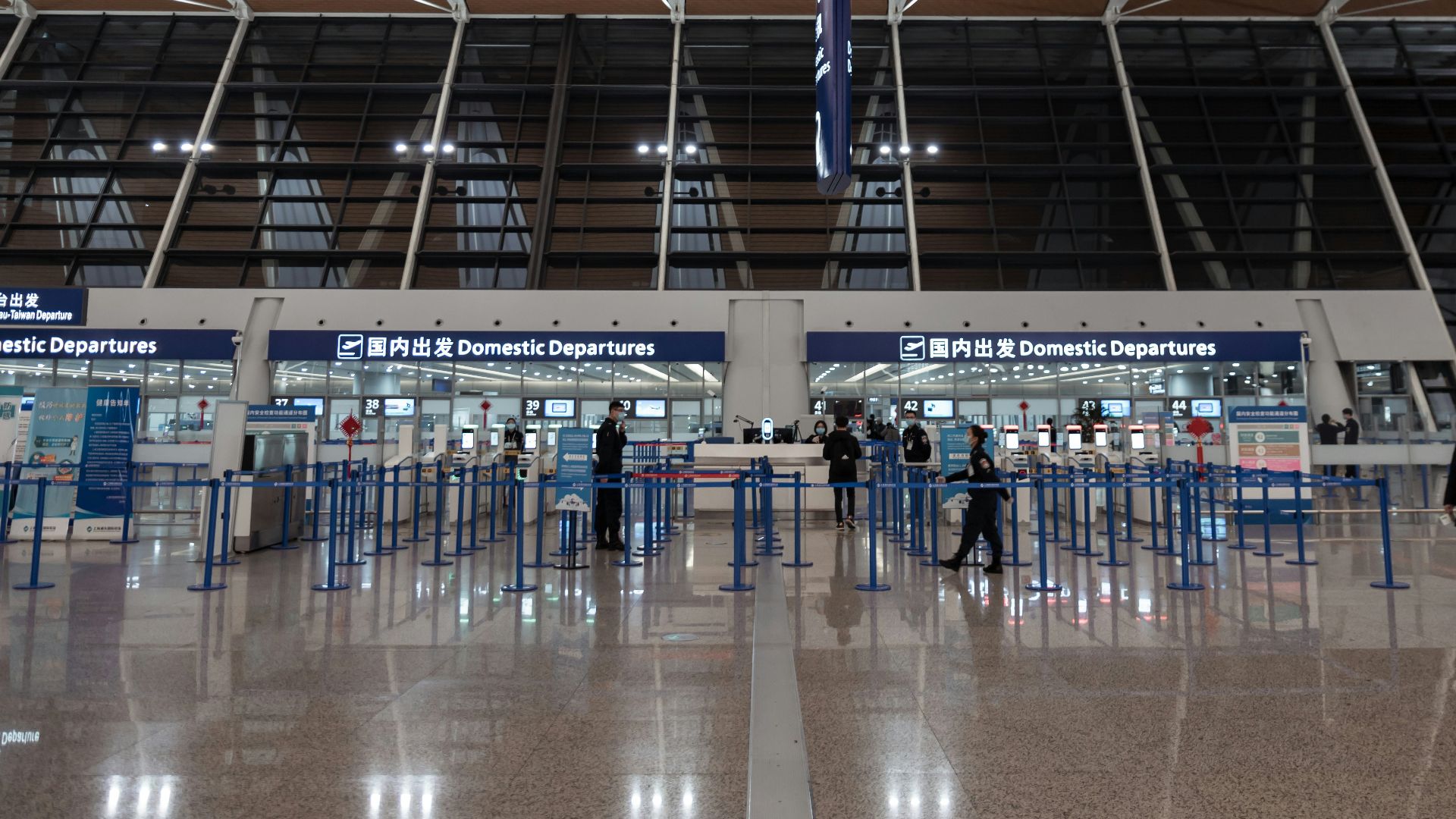 people walking inside building during daytime
