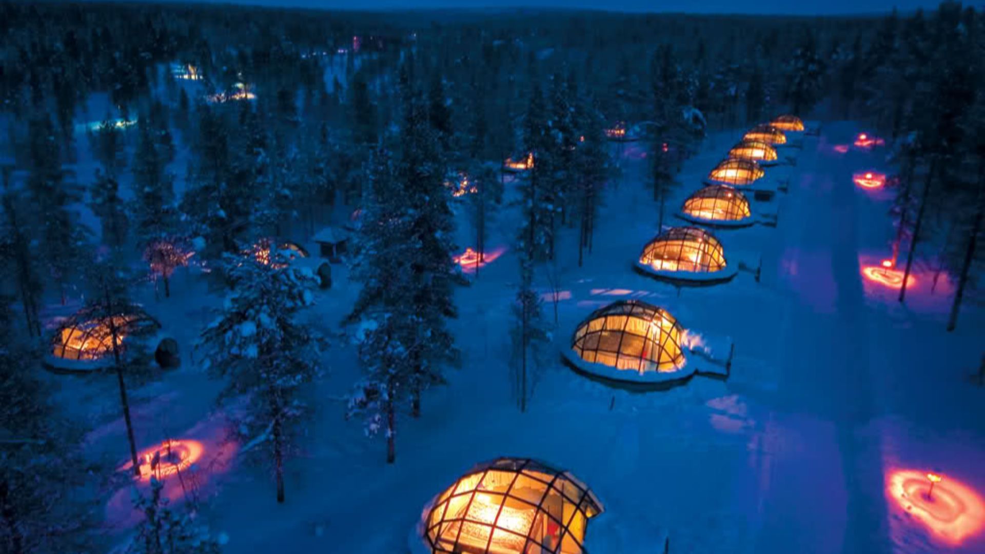 File:Kakslauttanen Igloo village.jpg