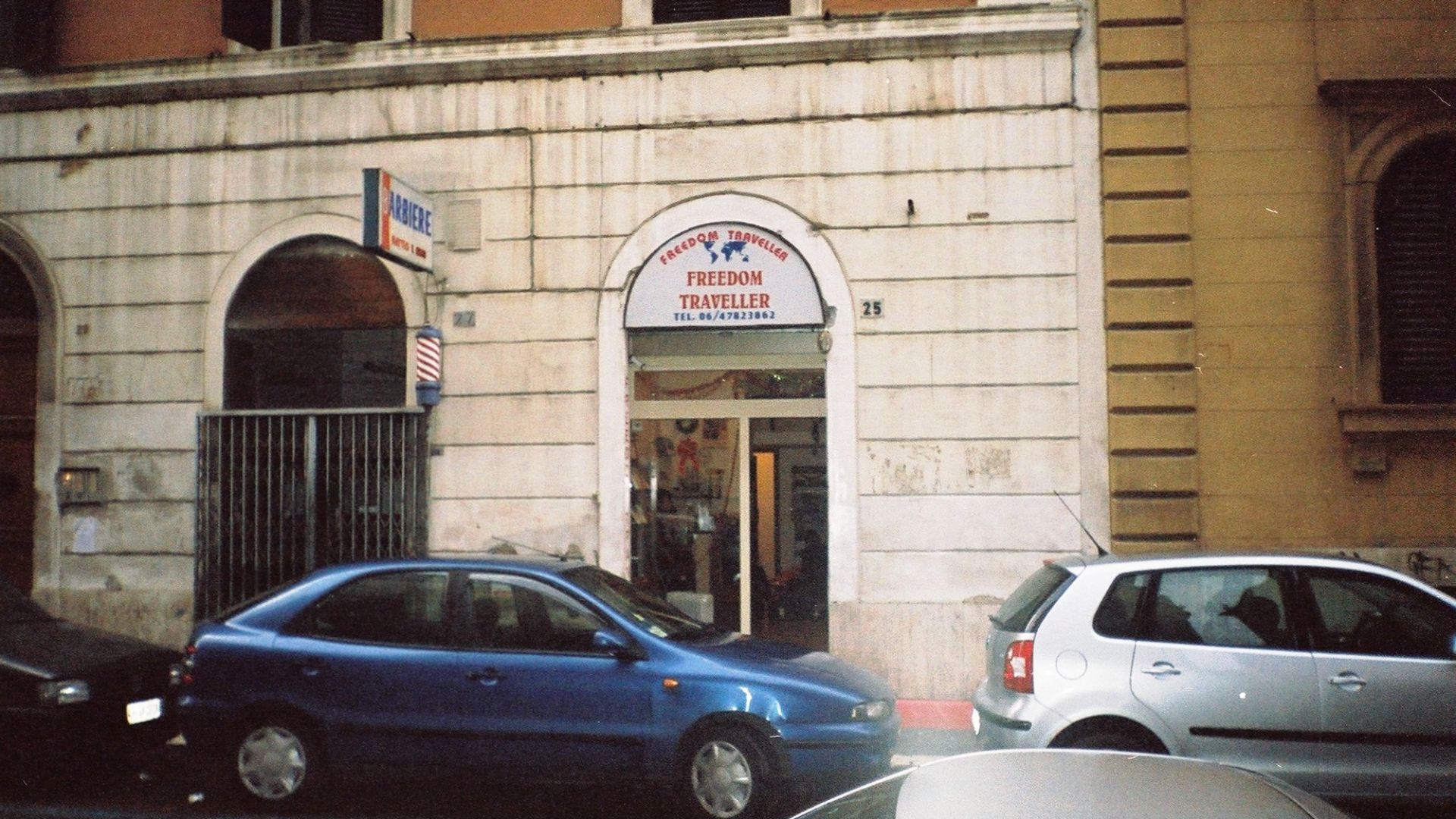 File:Freedom Traveller Hostel - 25, Via Gaeta, Rome 2006.jpg