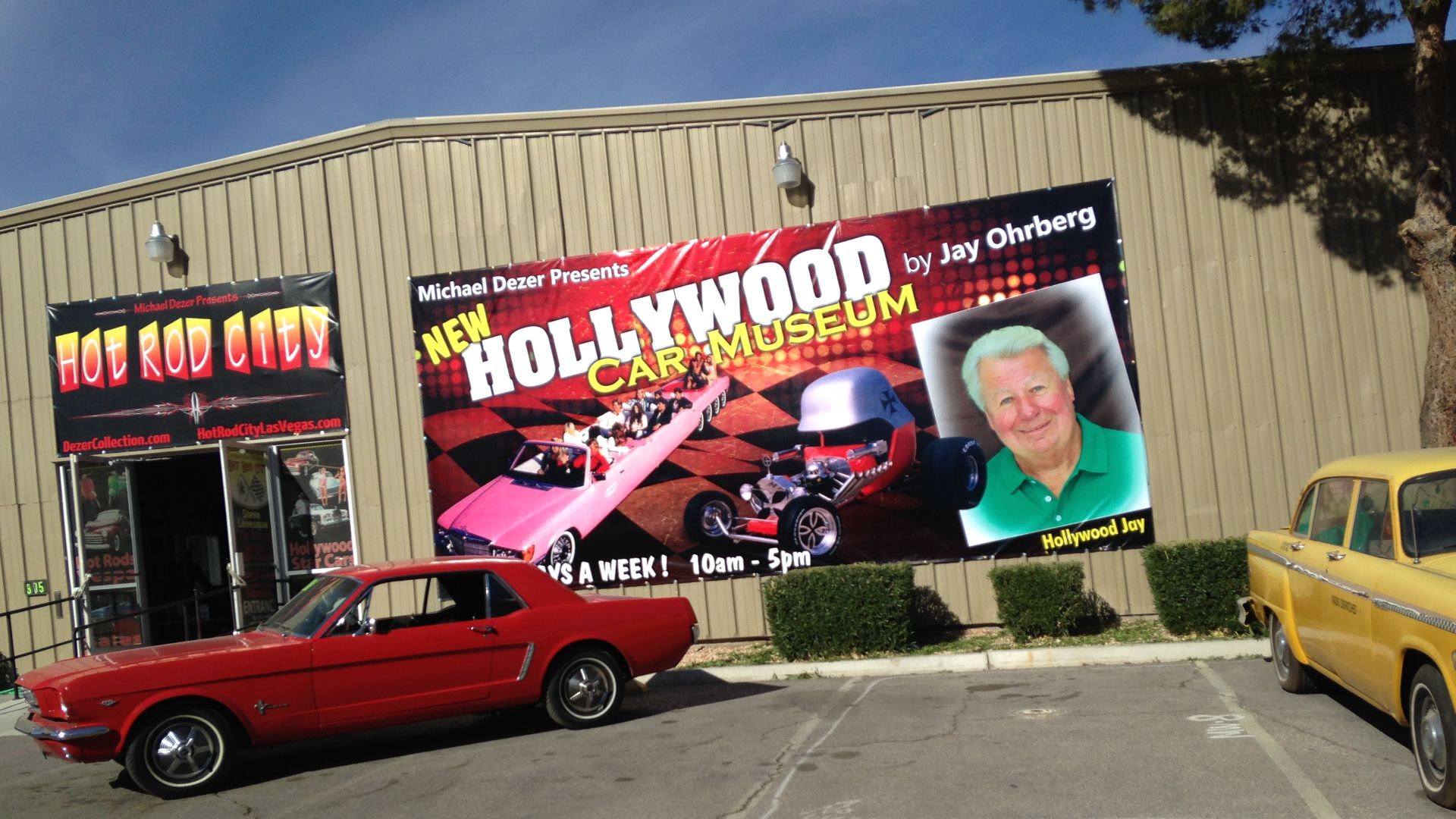File:Hollywood Cars Museum at Hot Rod City Las Vegas.JPG